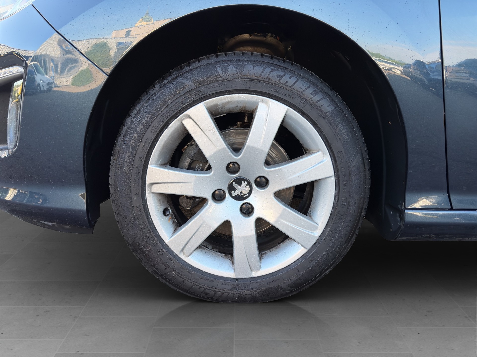 PEUGEOT 308 SW 1.6 16V VTI Active-image-9
