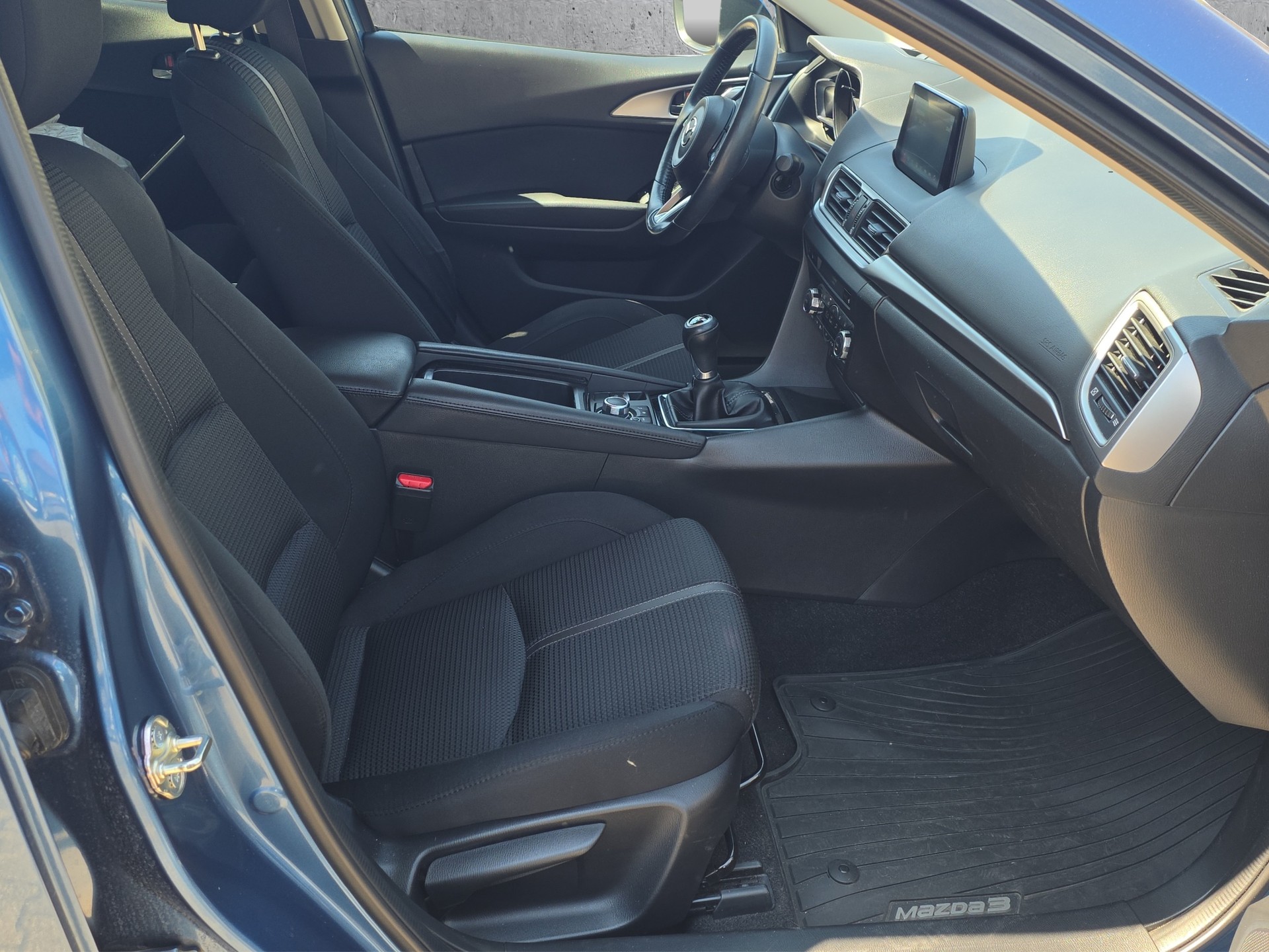 MAZDA 3 SKYACTIV-G 120 Ambition-image-10