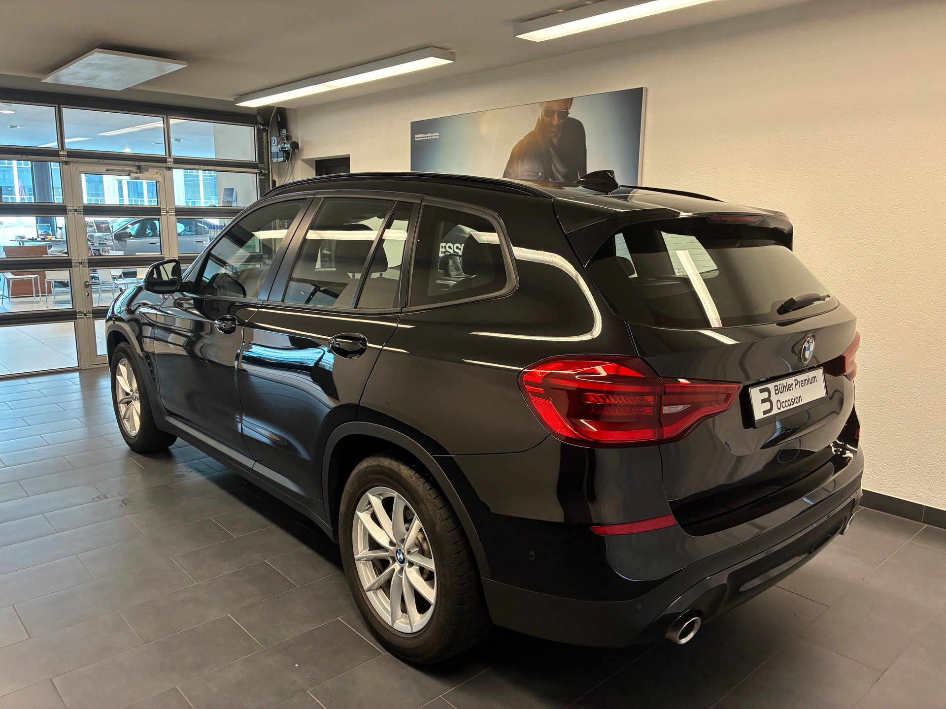 BMW X3 20i xDrive-image-3