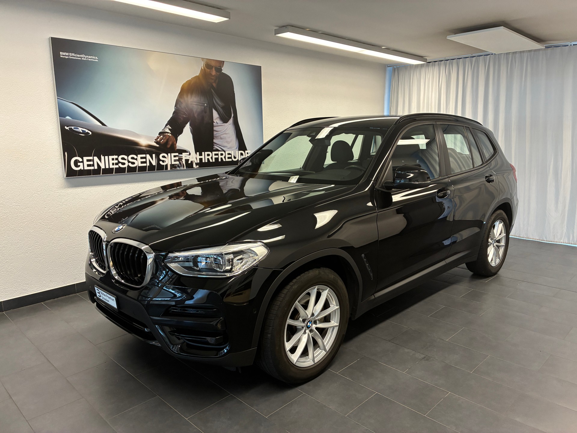 BMW X3 20i xDrive-image-0