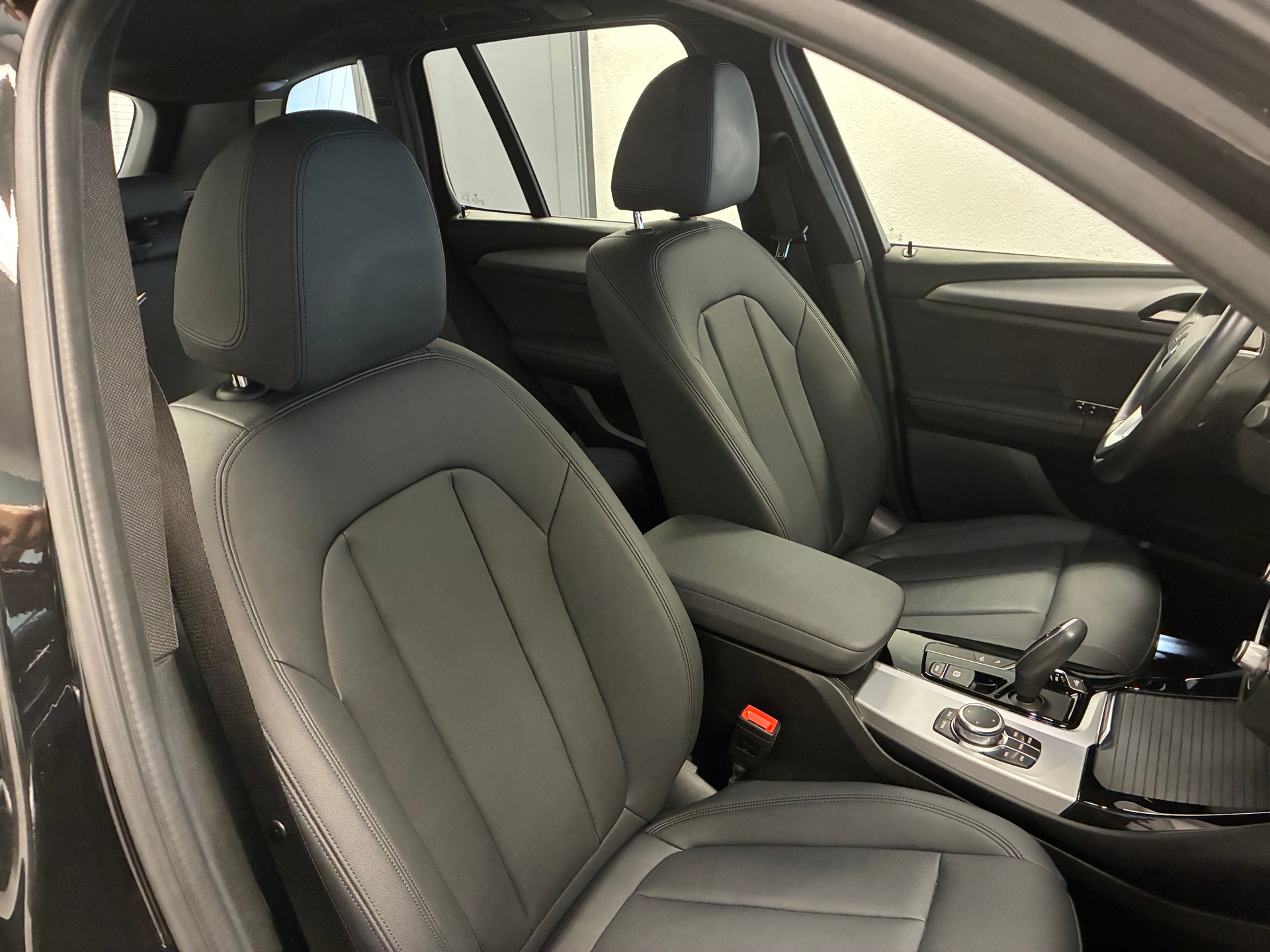 BMW X3 20i xDrive-image-9