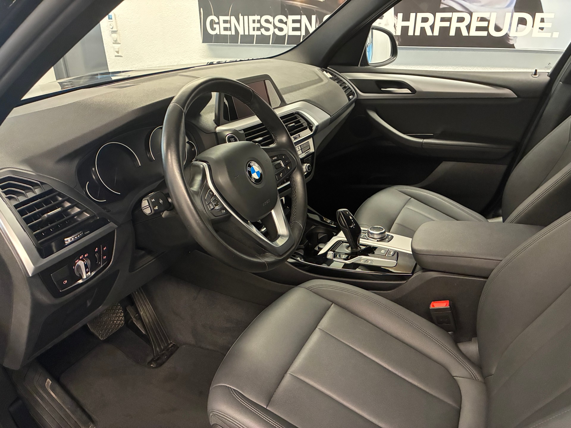 BMW X3 20i xDrive-image-7