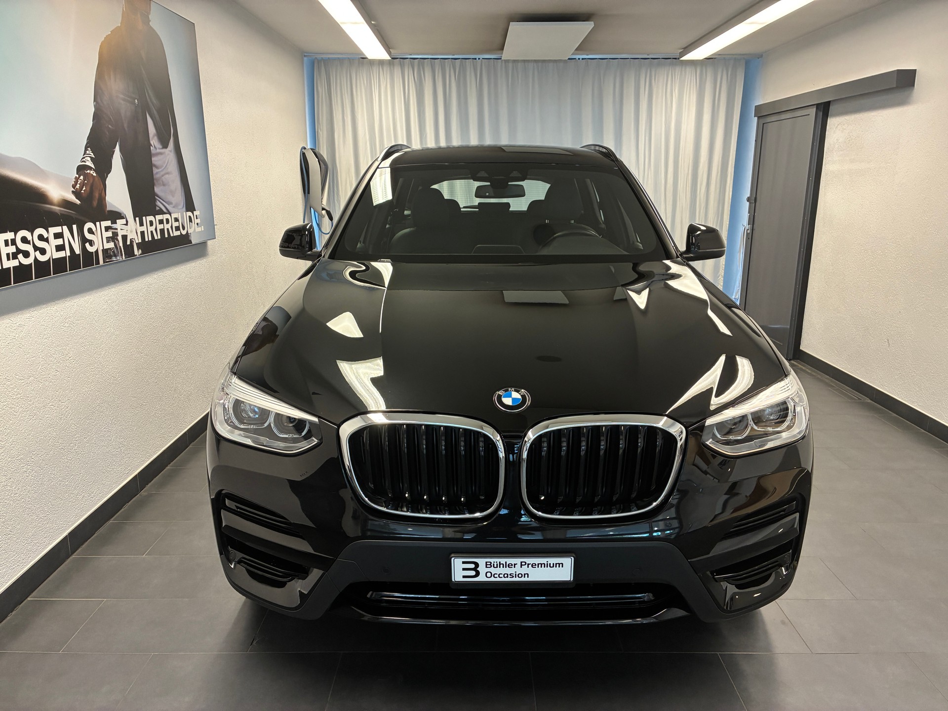 BMW X3 20i xDrive-image-1
