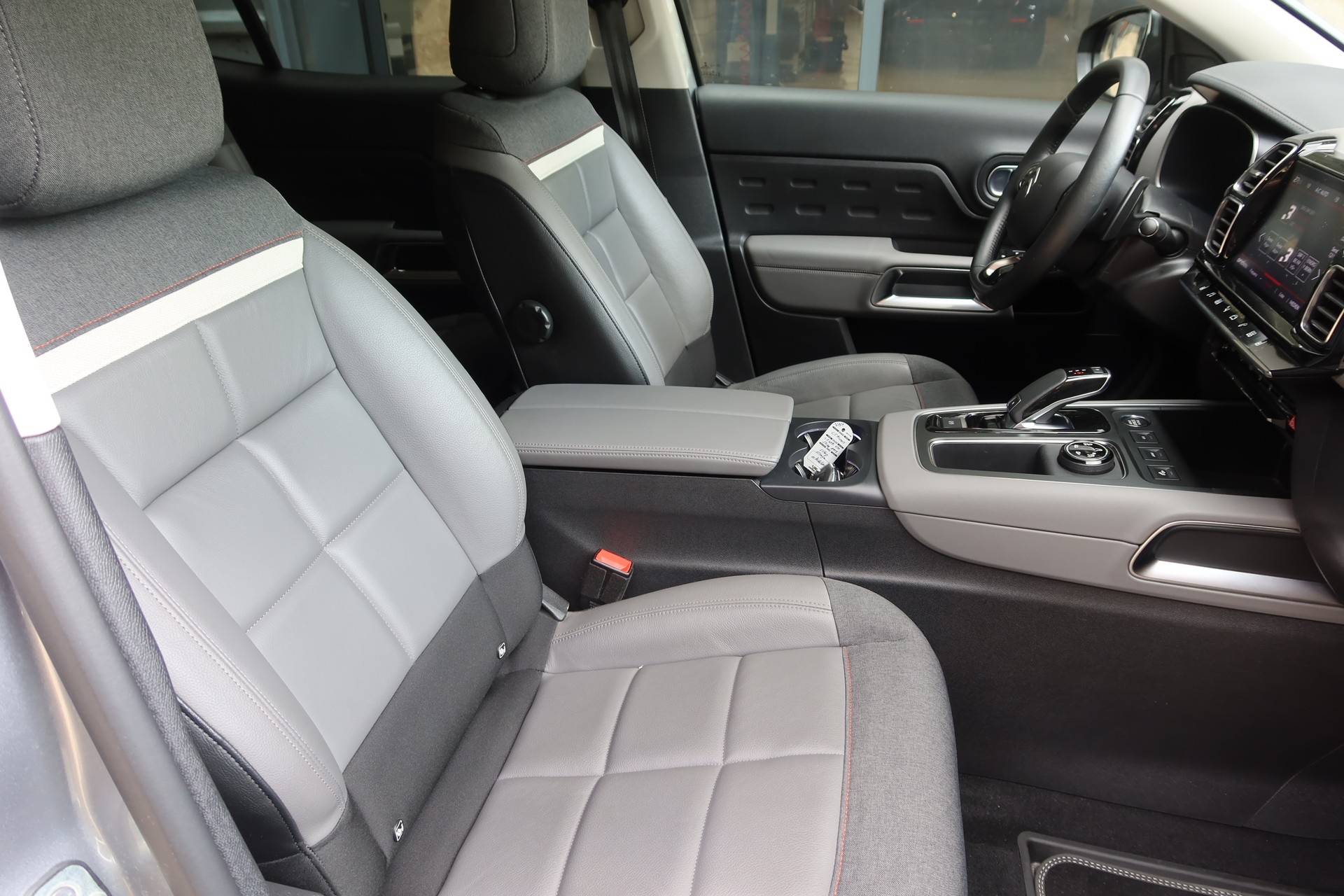 CITROEN C5 Aircross1.5 Shine EAT8-image-7