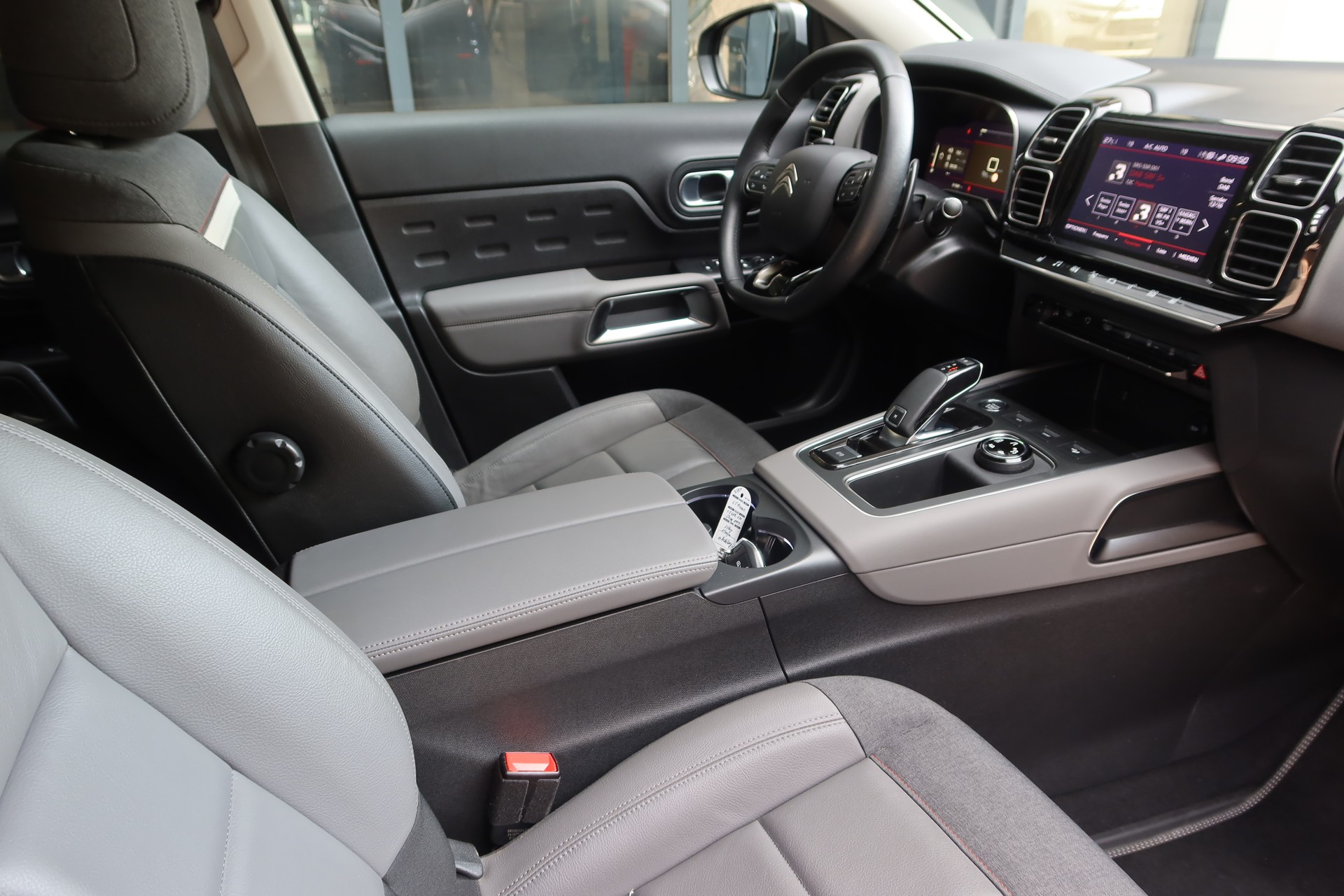 CITROEN C5 Aircross1.5 Shine EAT8-image-6