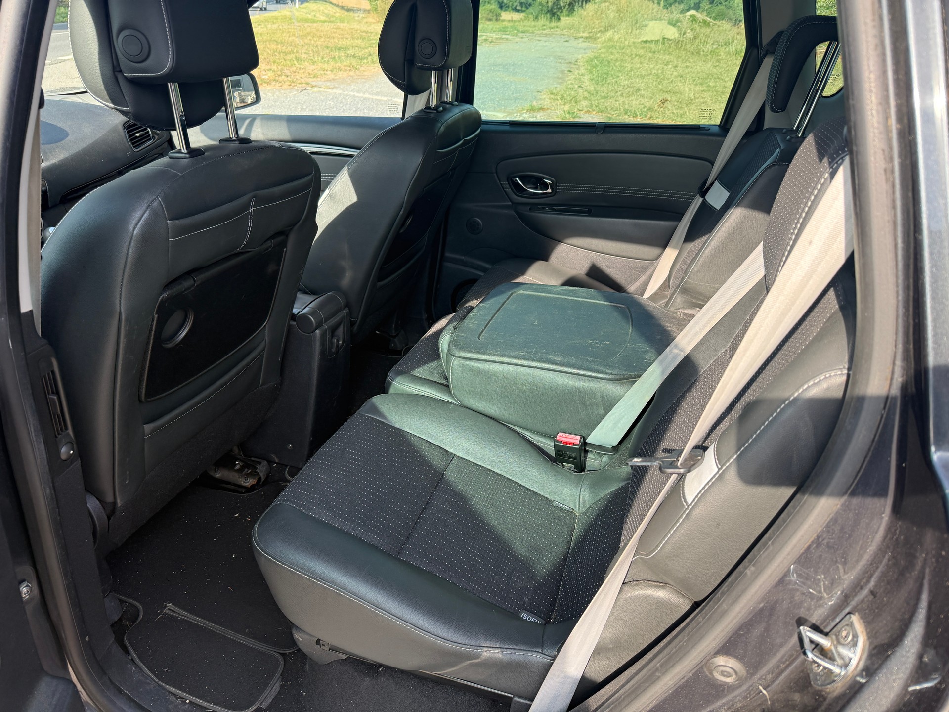 RENAULT Scénic 1.6 dCi Dynamique-image-8
