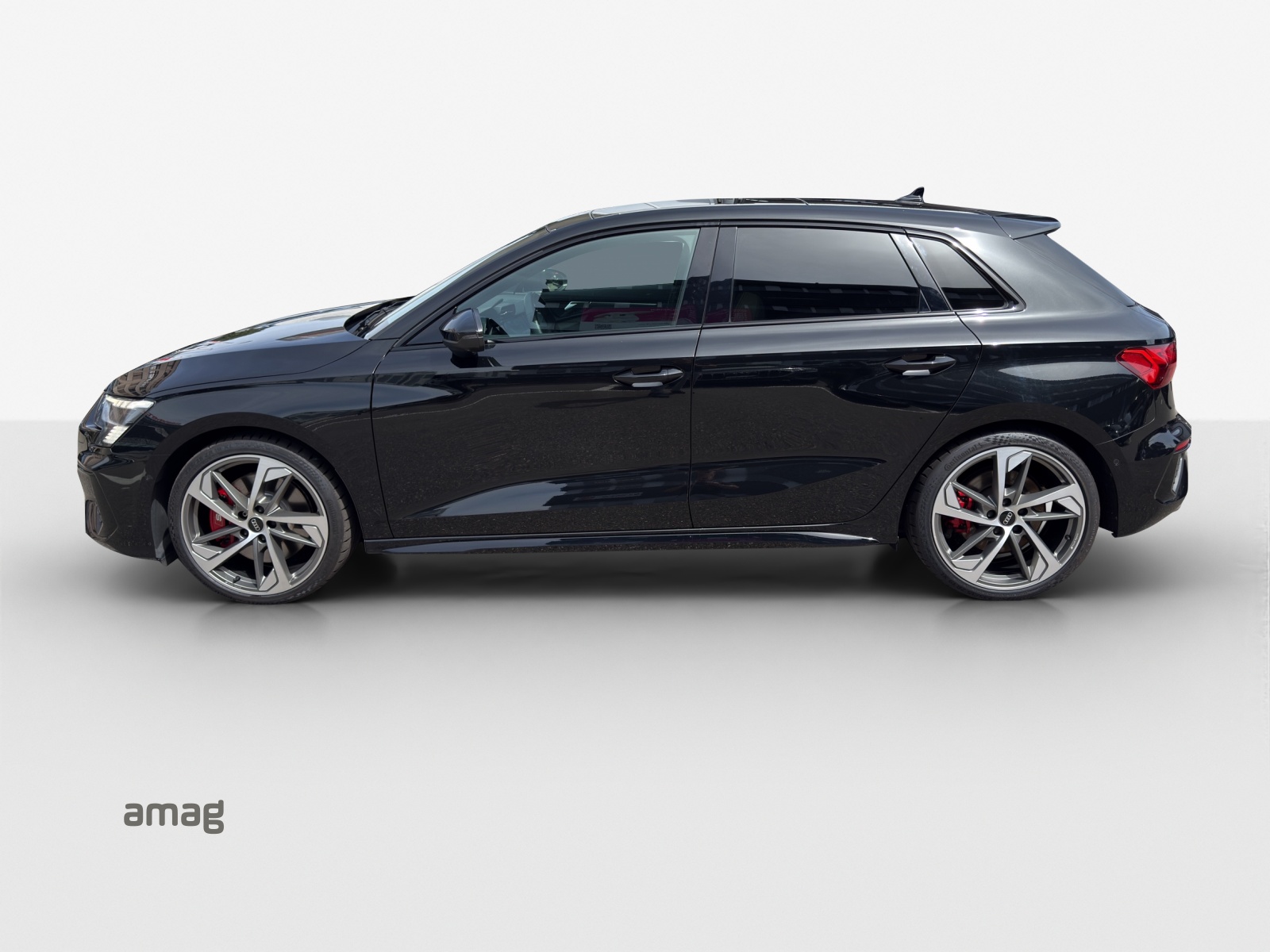 AUDI S3 Sportback 2.0 TFSI quattro S-tronic-showroom-element-1
