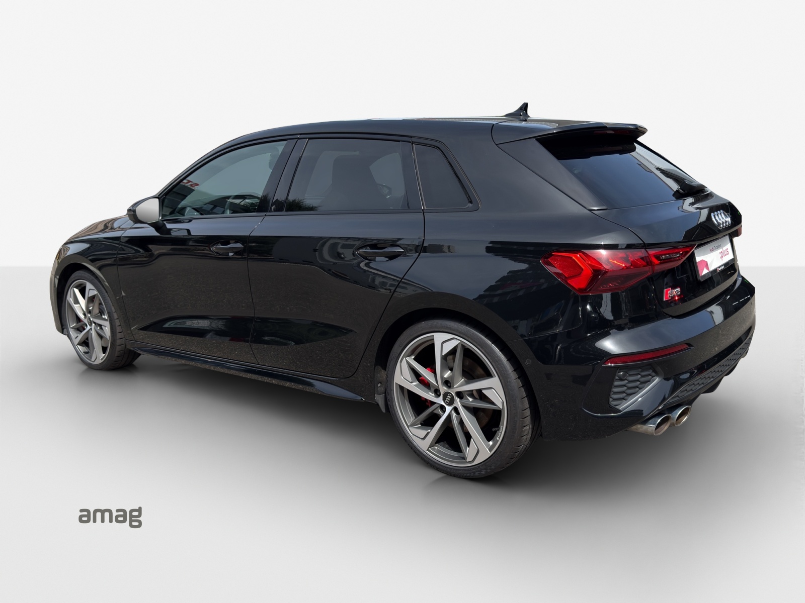 AUDI S3 Sportback 2.0 TFSI quattro S-tronic-showroom-element-2