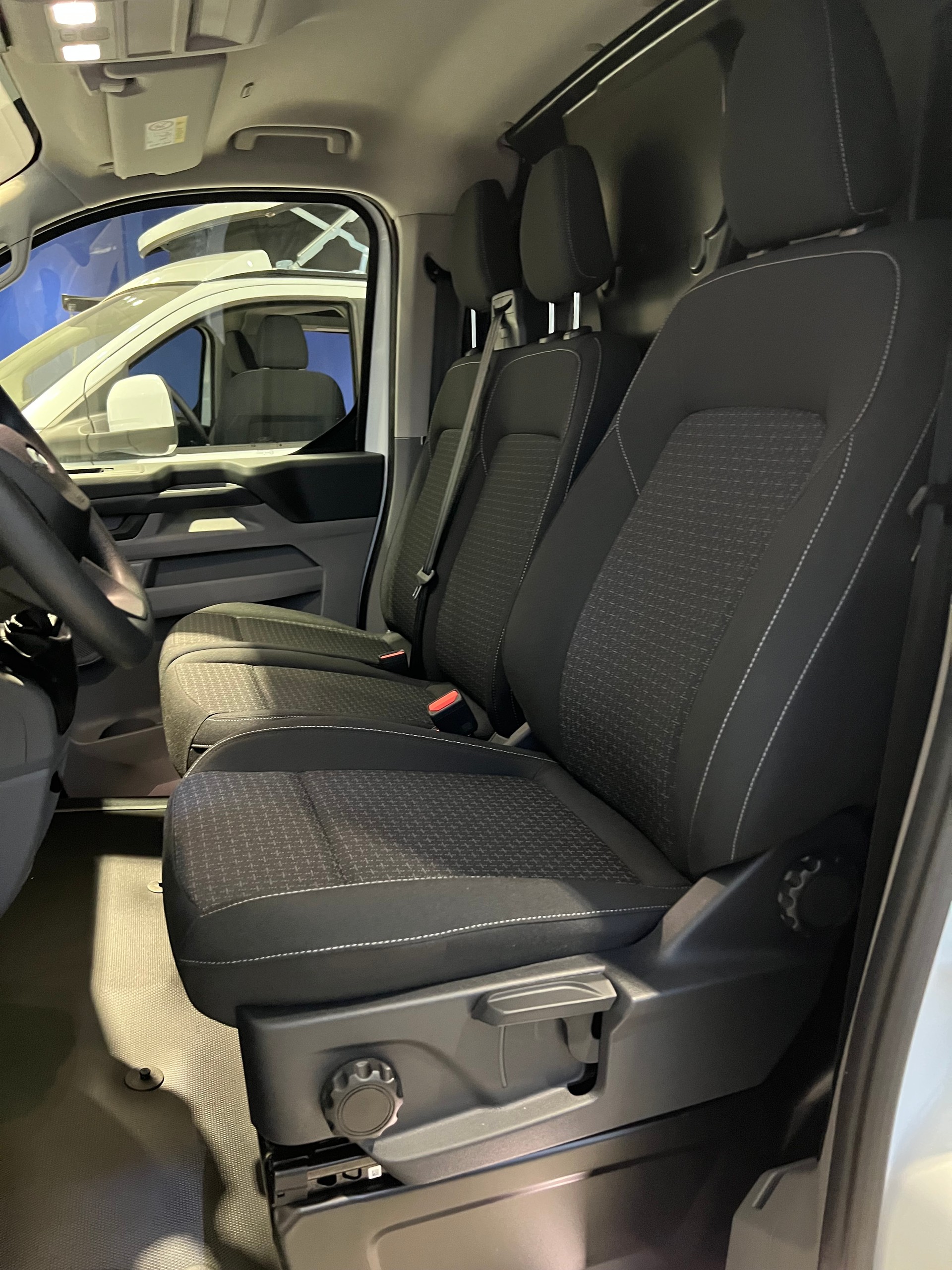 FORD Transit Custom Van 280 L1H1 Trend-image-5
