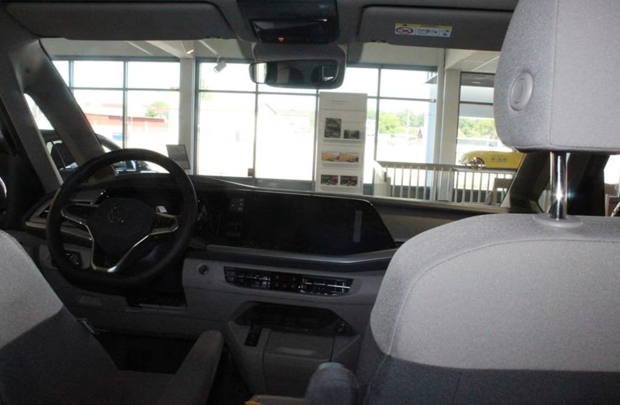 VW Multivan 1.5 eHybrid Life 4Motion DSG-image-13