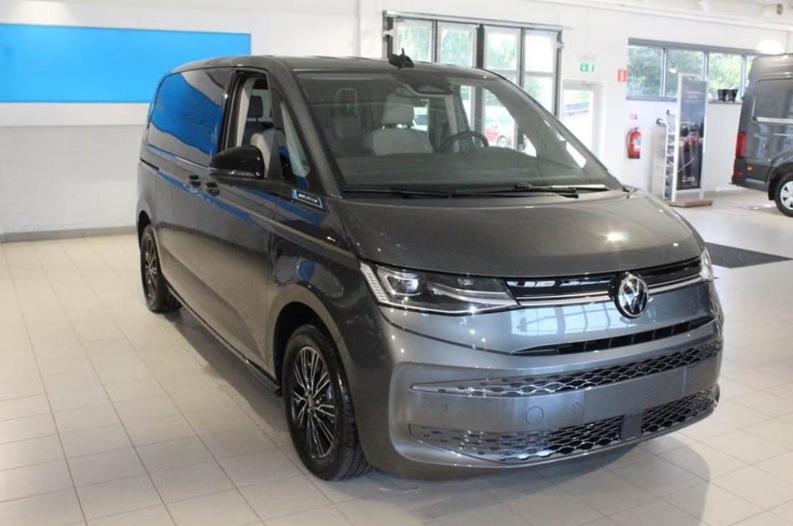 VW Multivan 1.5 eHybrid Life 4Motion DSG-image-0