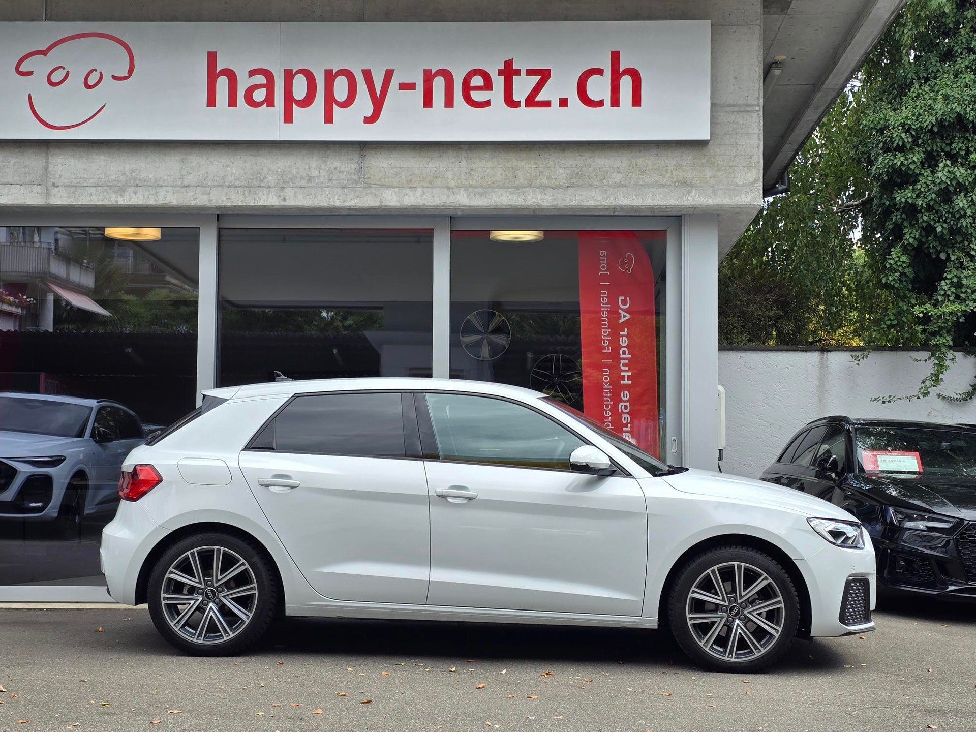 AUDI A1 Sportback 30 TFSI Attraction S-tronic-image-1