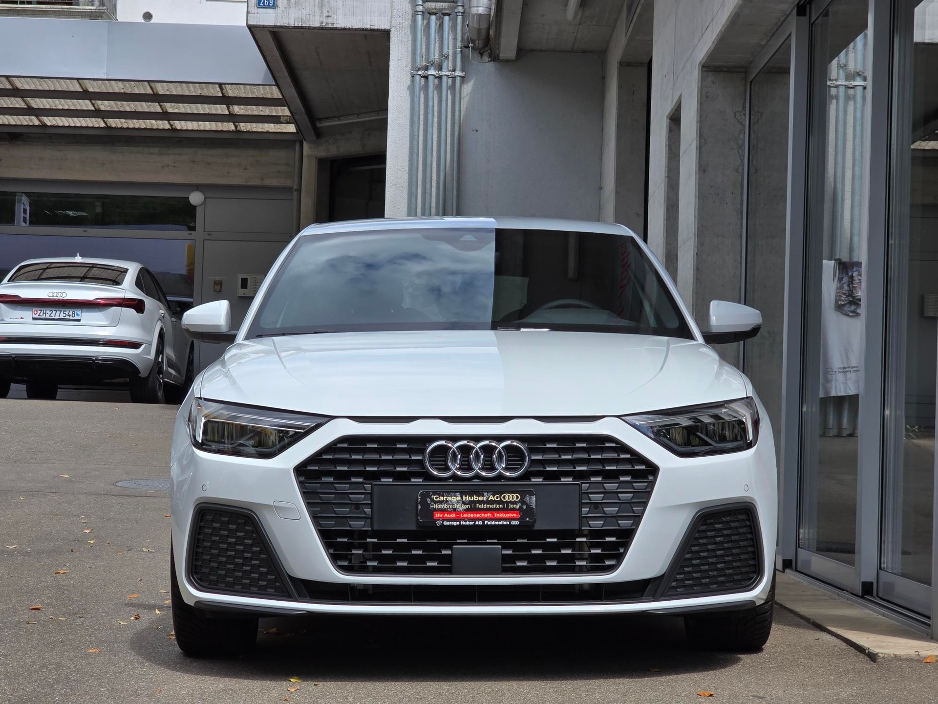 AUDI A1 Sportback 30 TFSI Attraction S-tronic-image-3