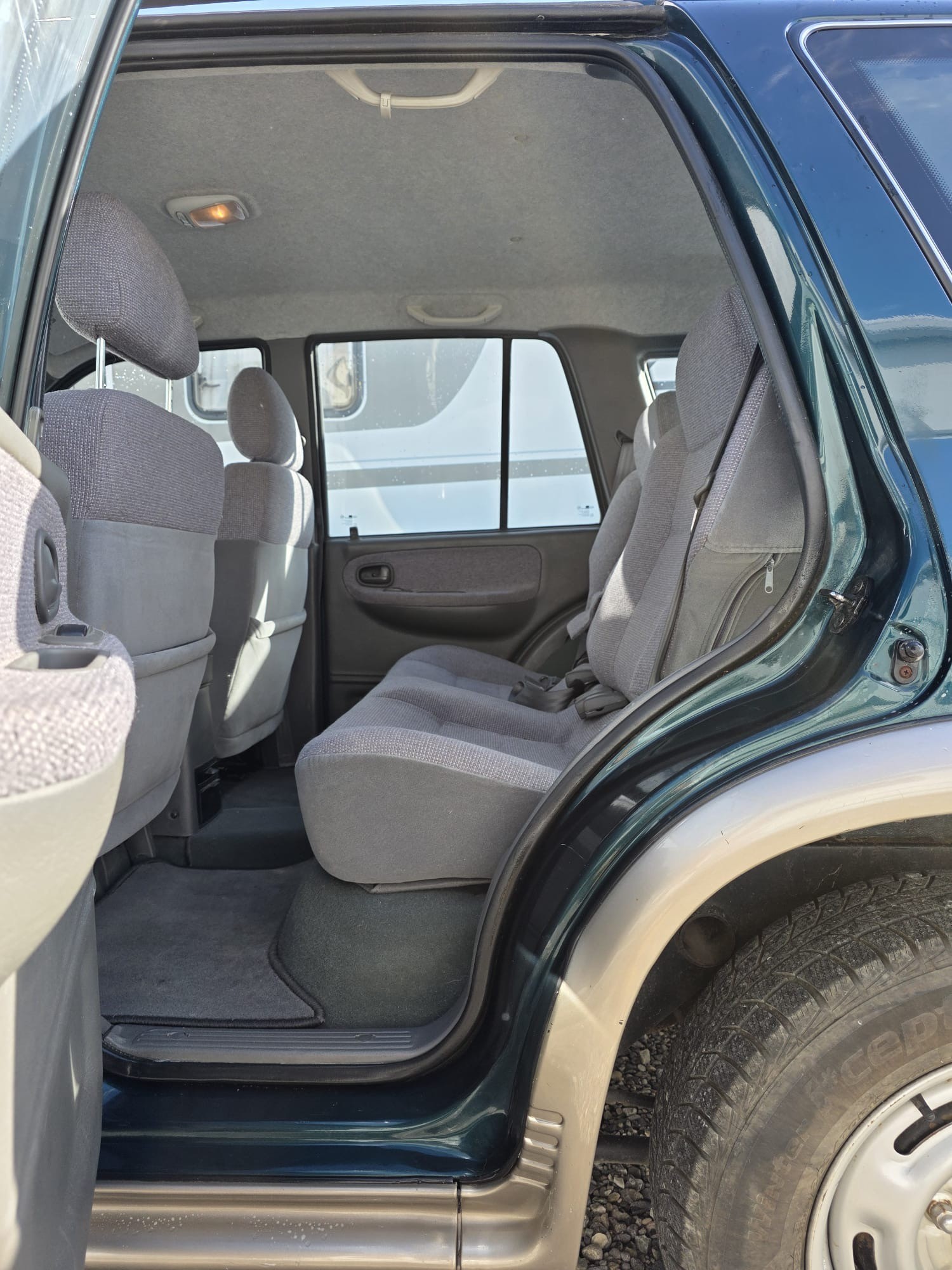 KIA Sportage 2.0 16V Wagon-image-8