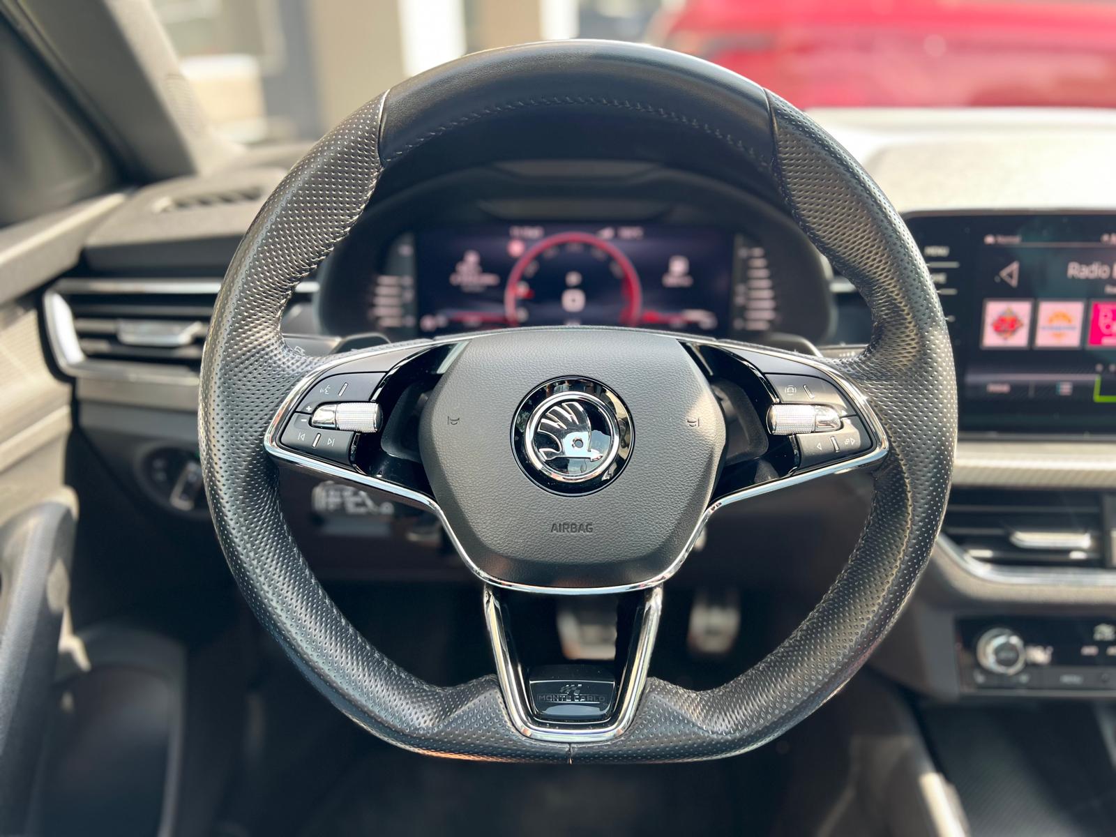 SKODA Kamiq 1.5 TSI Monte Carlo DSG-image-9