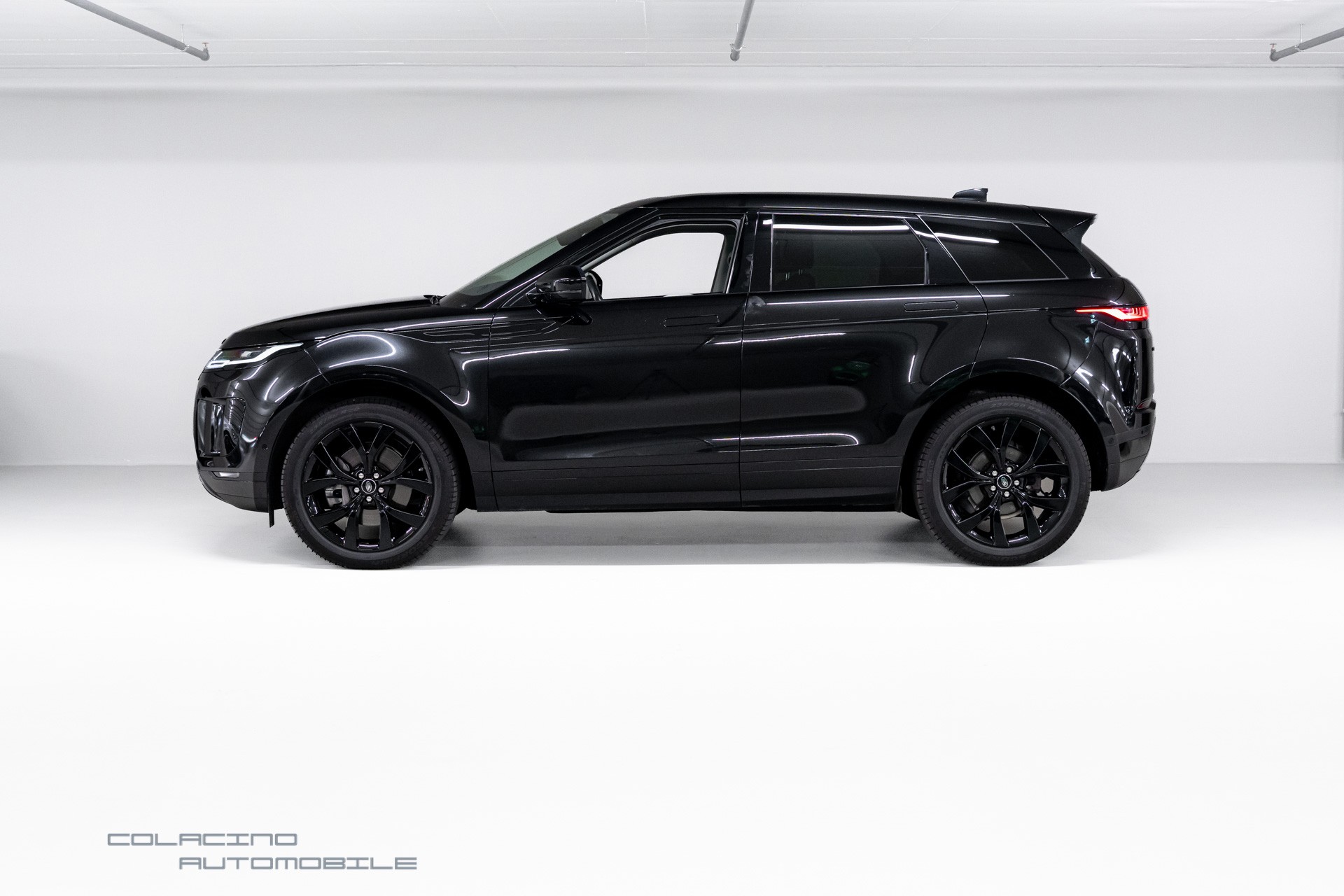 LAND ROVER Range Rover Evoque R-Dynamic P 200 HSE AT9-image-6