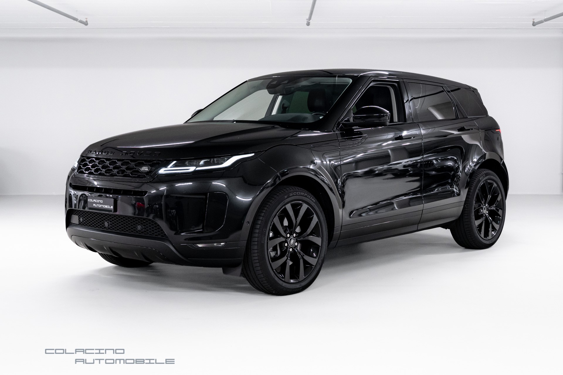 LAND ROVER Range Rover Evoque R-Dynamic P 200 HSE AT9-image-0