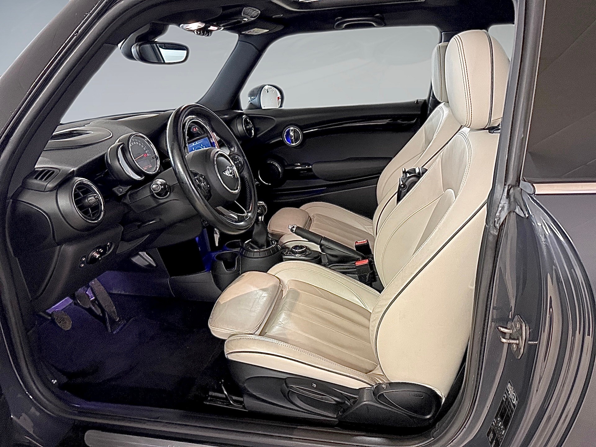 MINI Cooper S-image-10