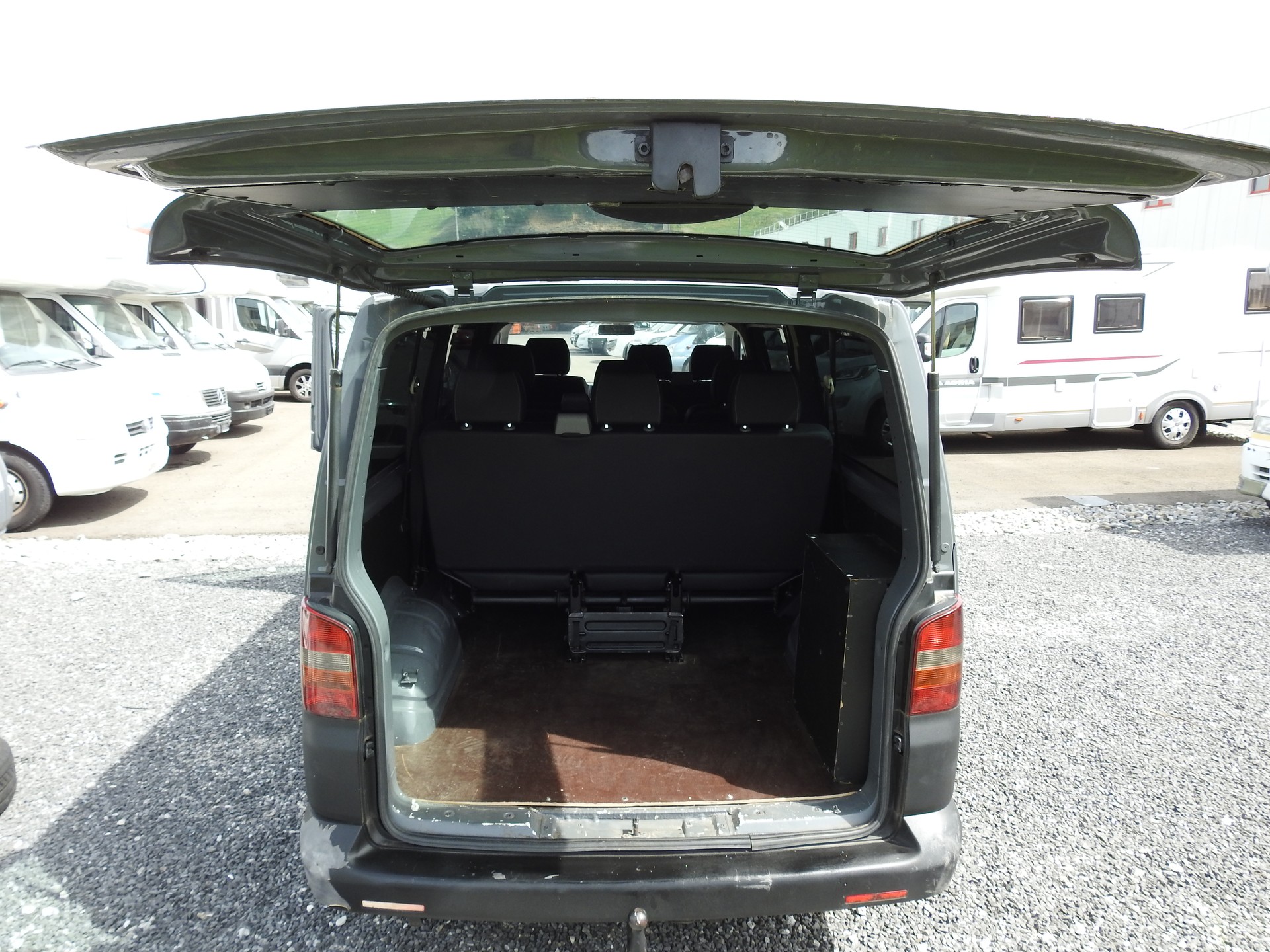 VW T5 2.5 TDI PD 4MOTION-image-9