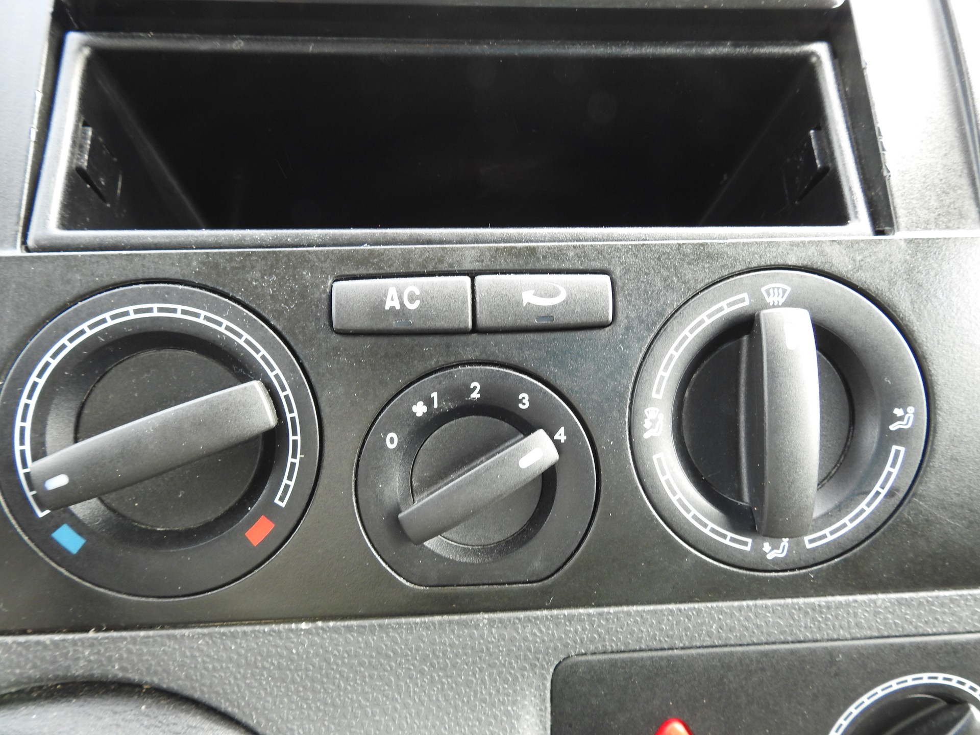VW T5 2.5 TDI PD 4MOTION-image-22