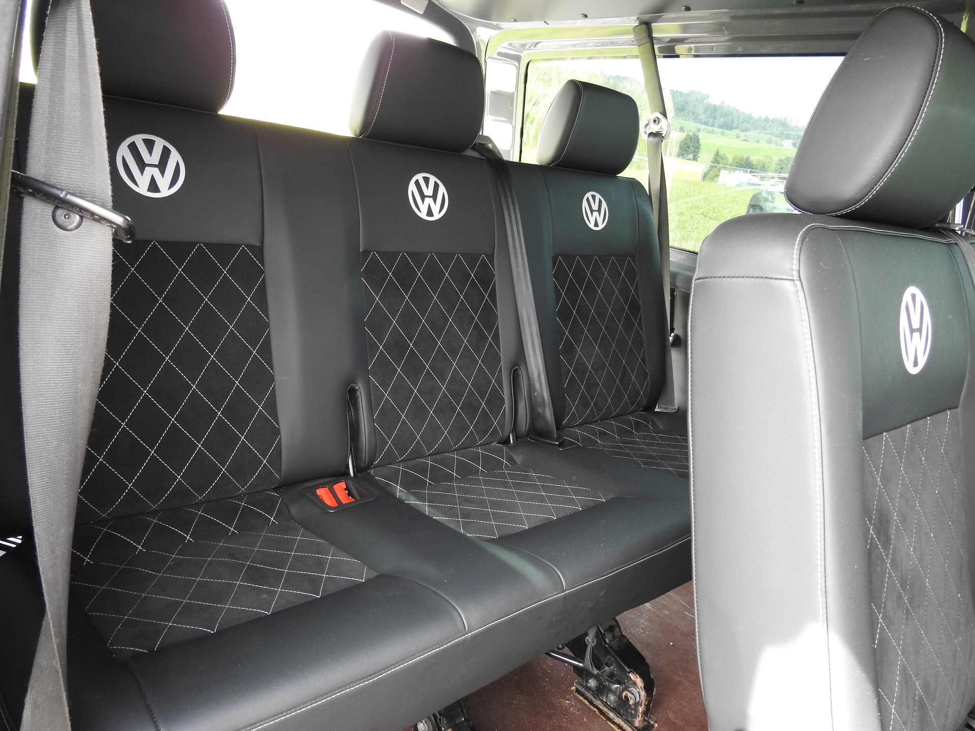 VW T5 2.5 TDI PD 4MOTION-image-16