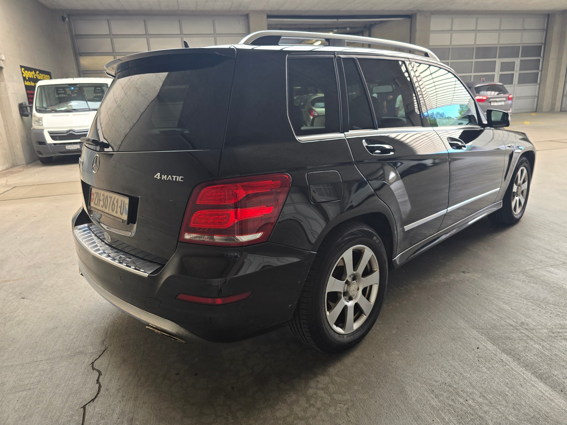 MERCEDES-BENZ GLK 220 CDI 4Matic 7G-Tronic-image-3