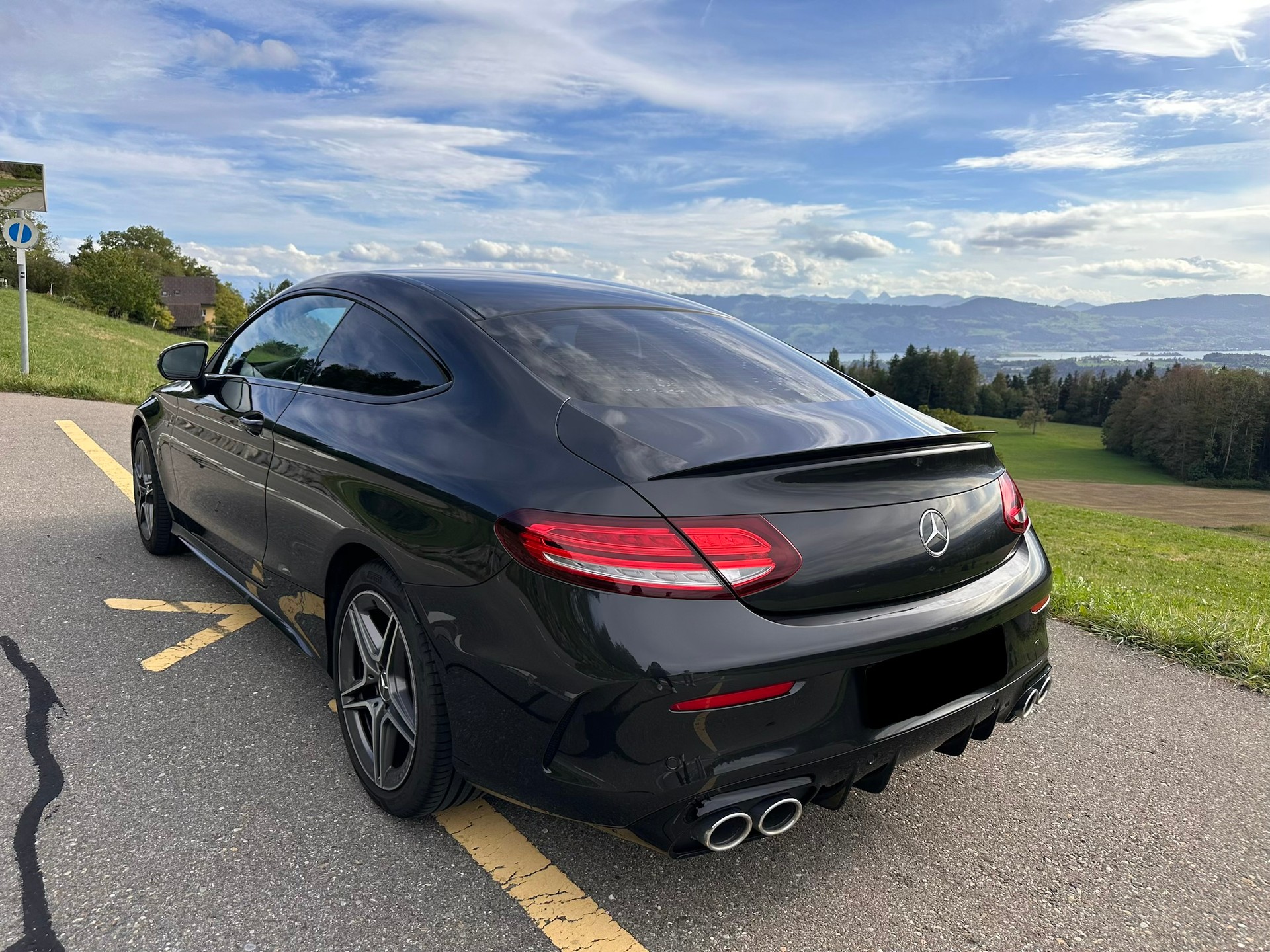 MERCEDES-BENZ C 43 AMG-image-1
