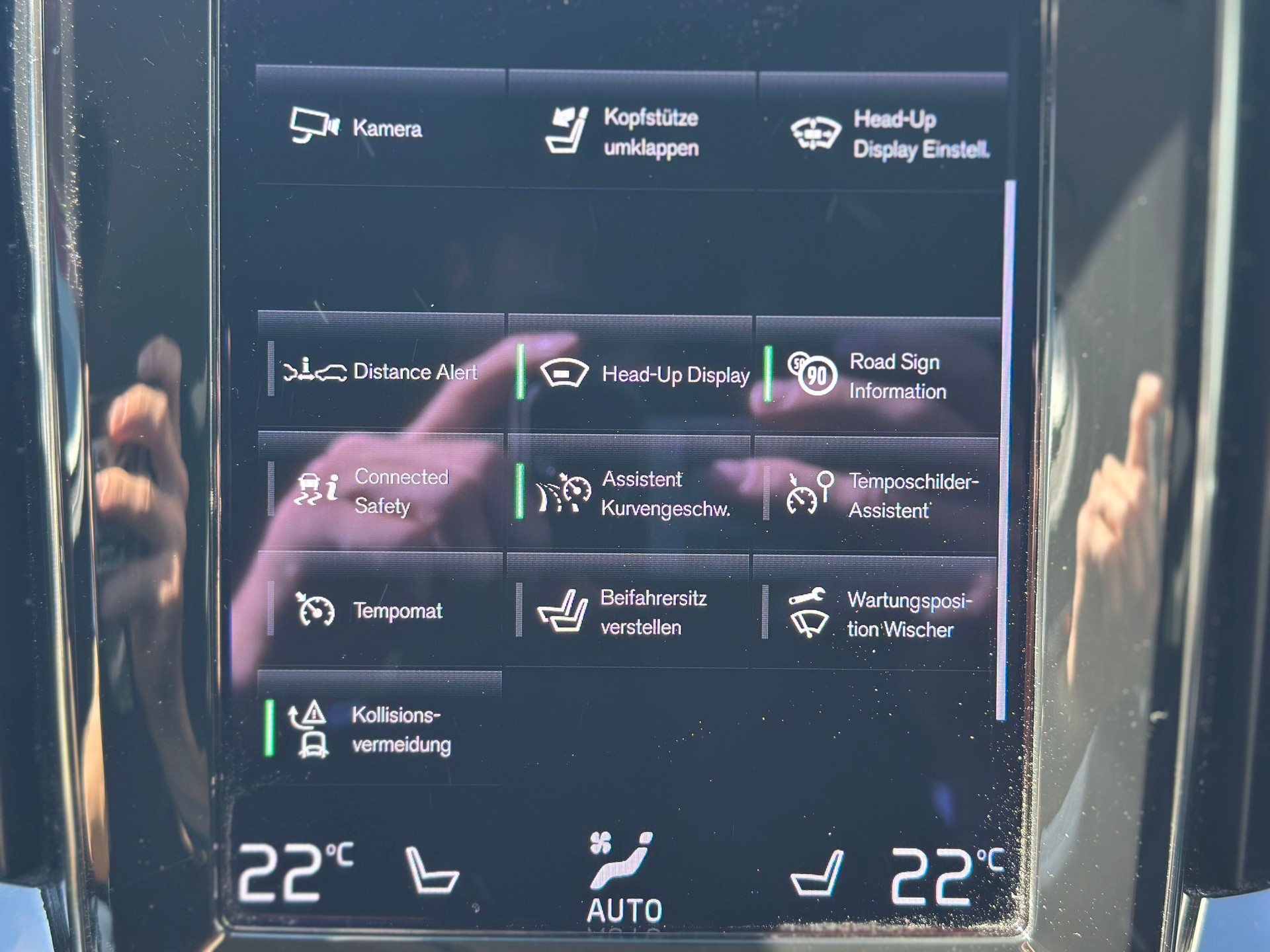 VOLVO V60 T6 eAWD Twin Engine Inscription Geartronic-image-11