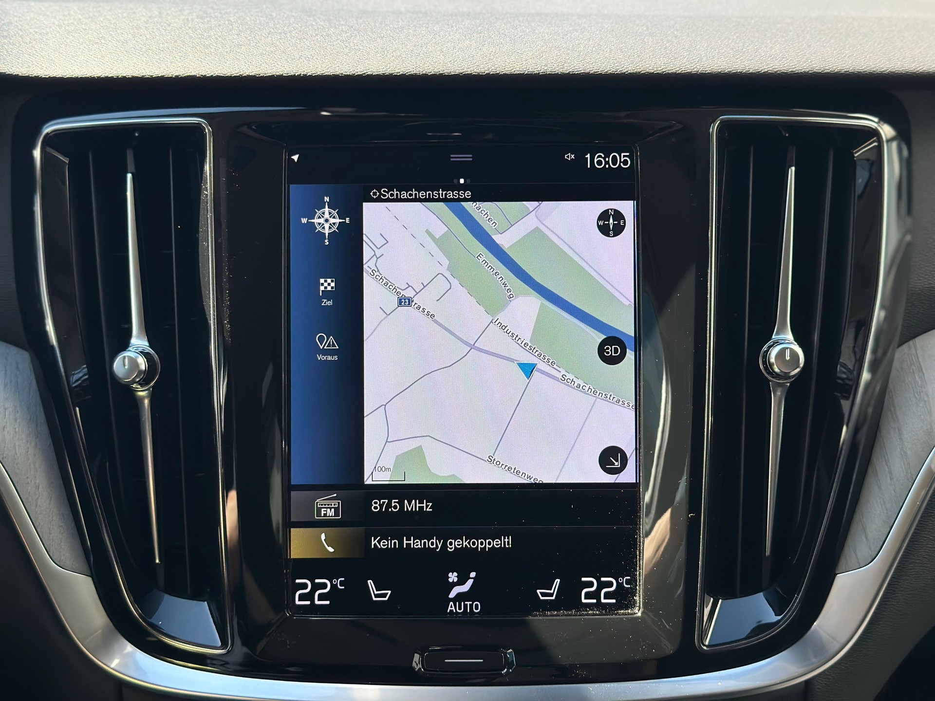 VOLVO V60 T6 eAWD Twin Engine Inscription Geartronic-image-12