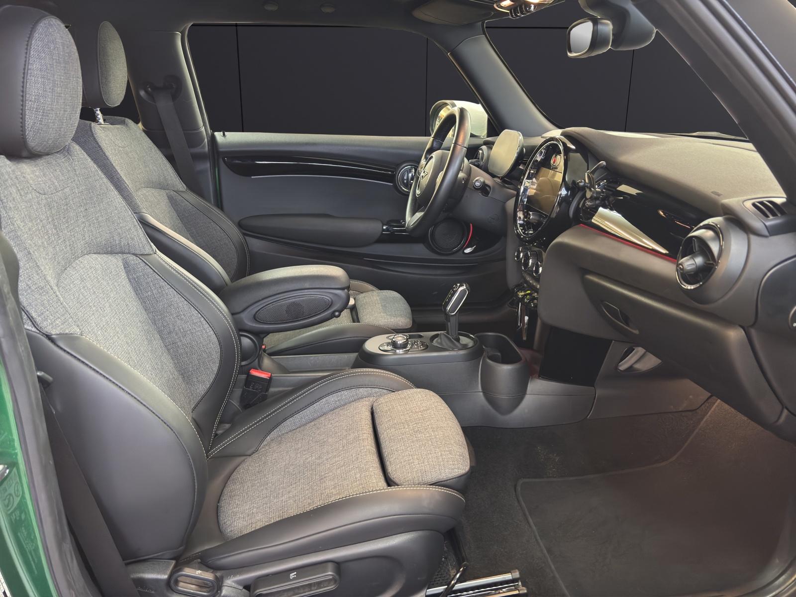 MINI F56 Cooper SE-image-14