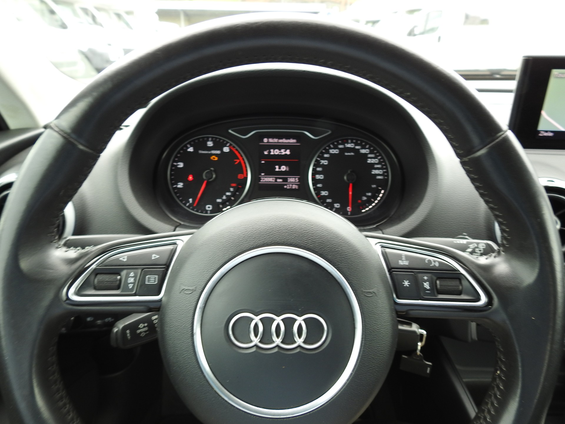 AUDI A3 1.4 TFSI Ambiente-image-27