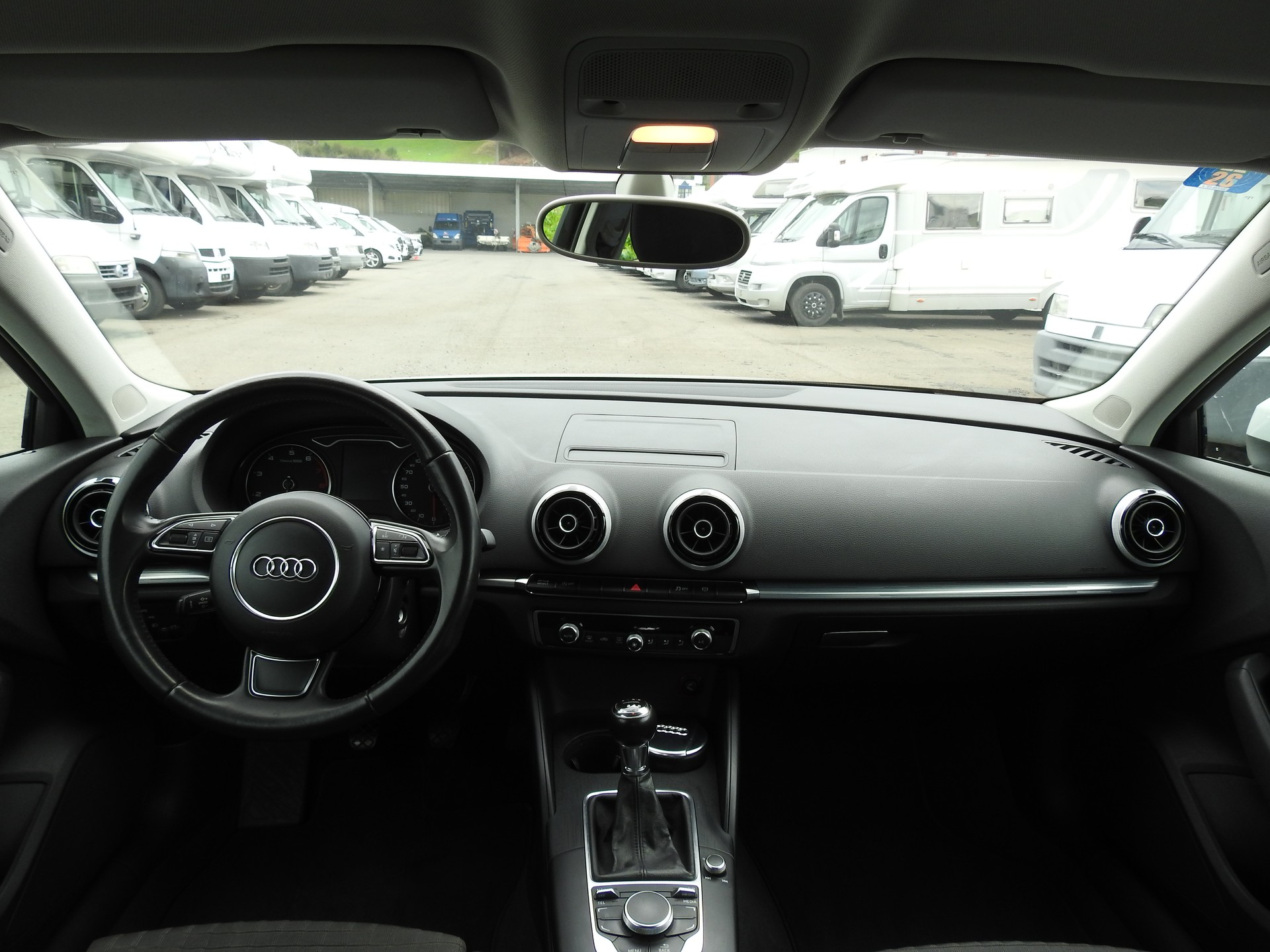 AUDI A3 1.4 TFSI Ambiente-image-16