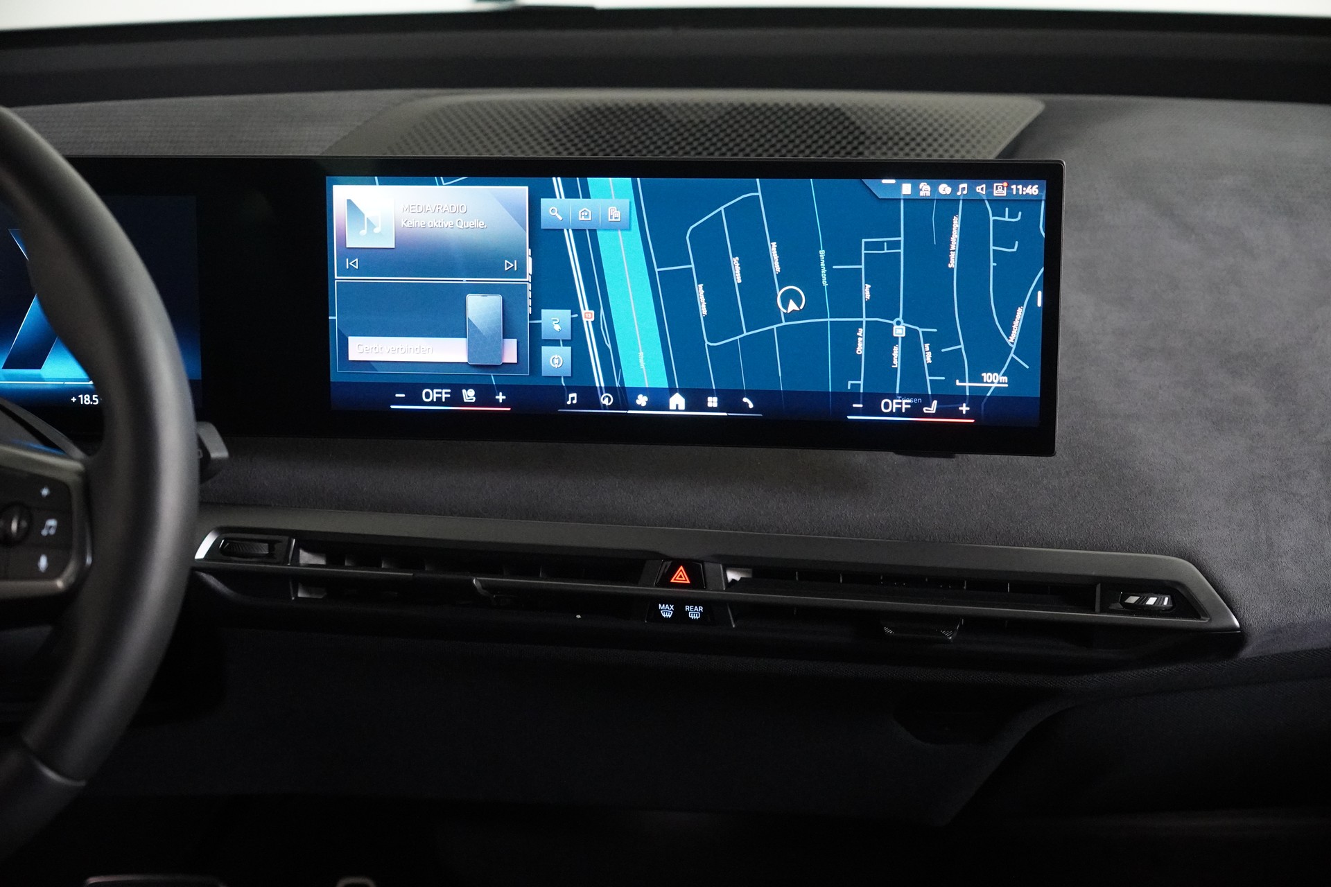 BMW iX xDrive45 M Sport-image-19