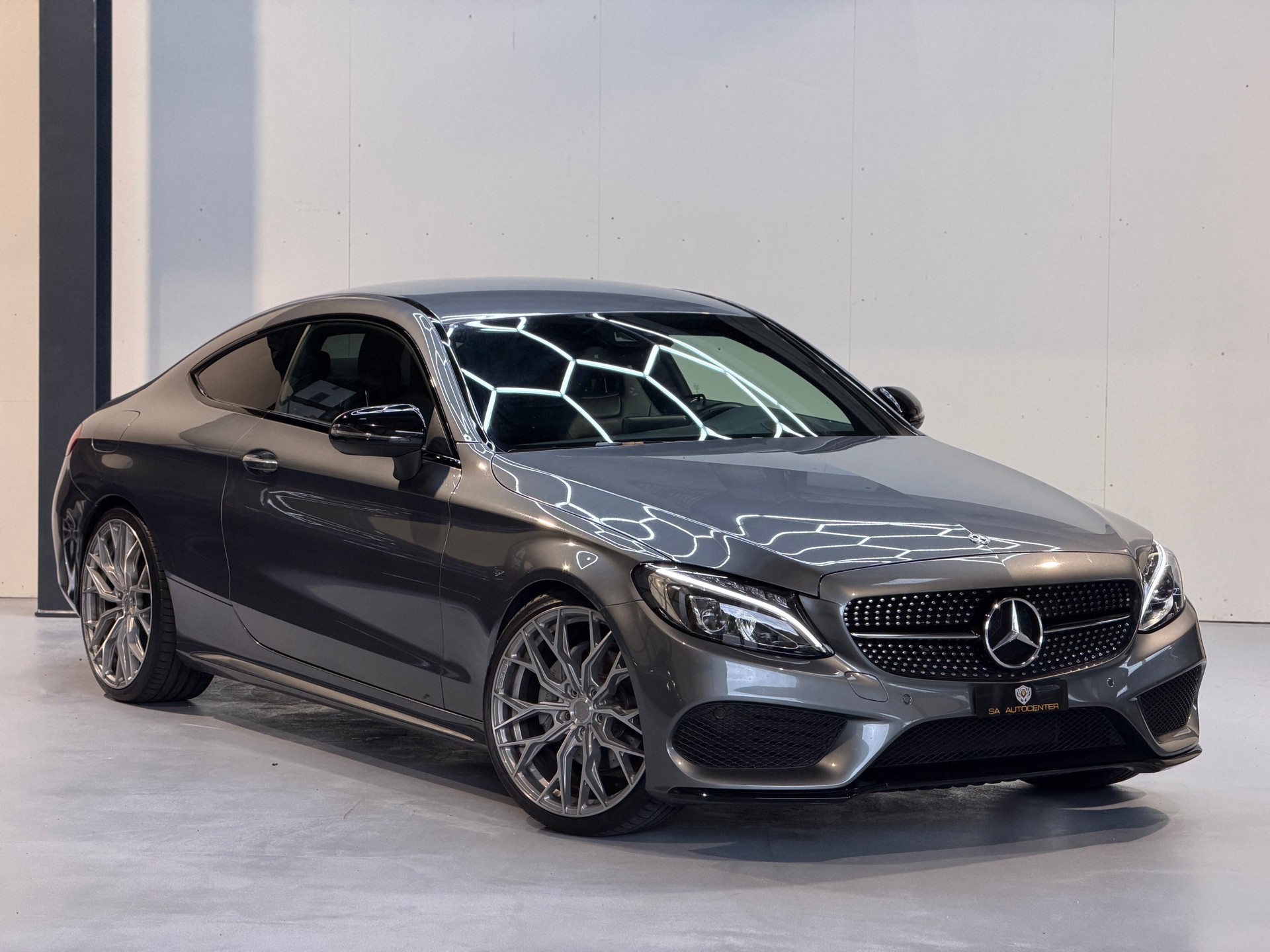 MERCEDES-BENZ C 200 Coupé AMG Line 9G-Tronic-image-1