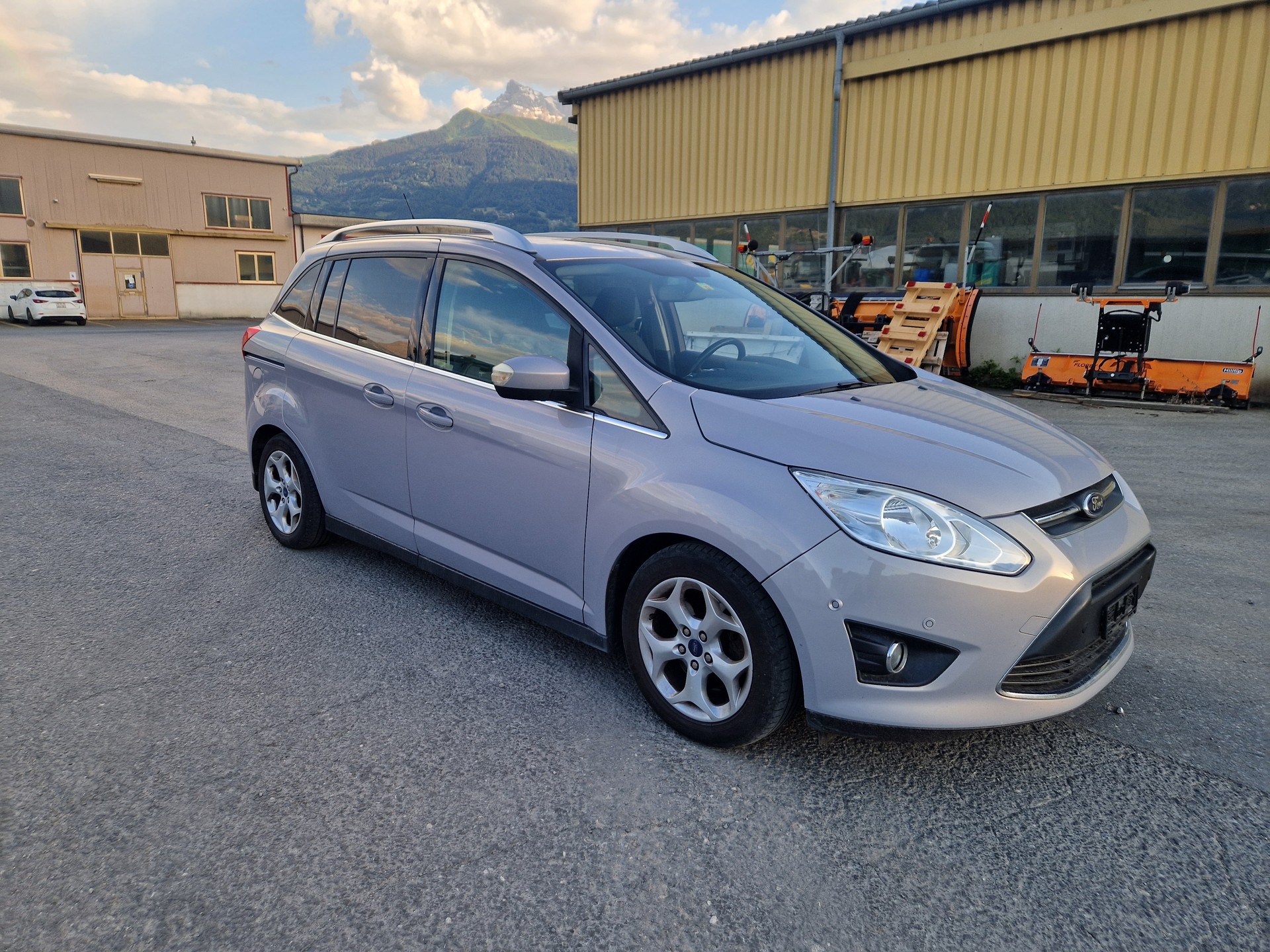 FORD Grand C-Max 1.6 Ti-VCT Carving-image-2