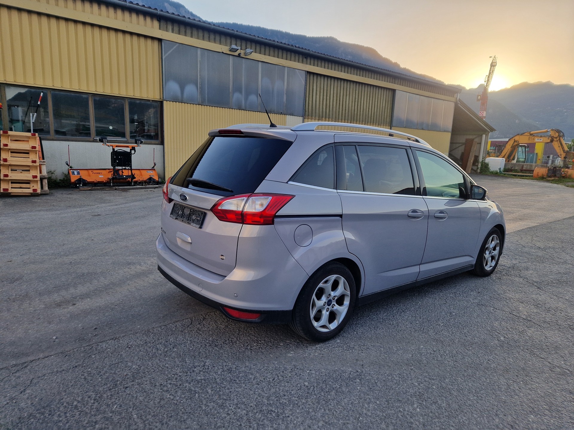 FORD Grand C-Max 1.6 Ti-VCT Carving-image-3