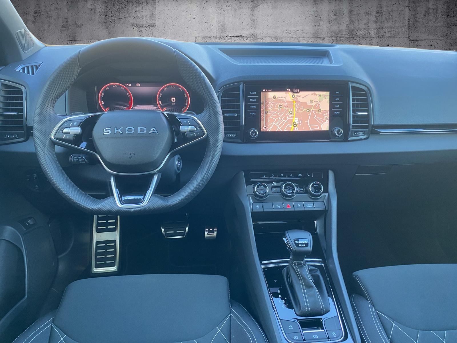 SKODA Karoq 2.0 TSI SportLine 4x4 DSG-image-5