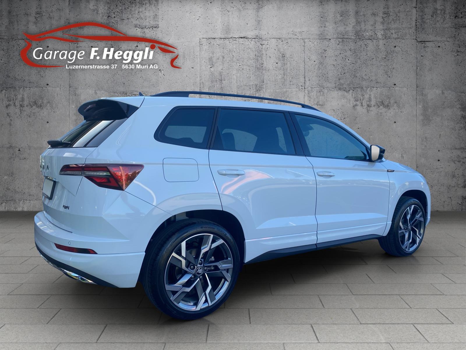 SKODA Karoq 2.0 TSI SportLine 4x4 DSG-image-2