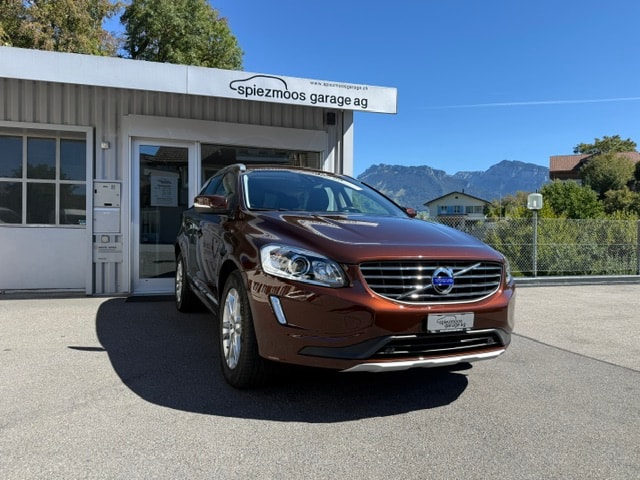 VOLVO XC60 2.4 D4 Summum AWD S/S-image-0