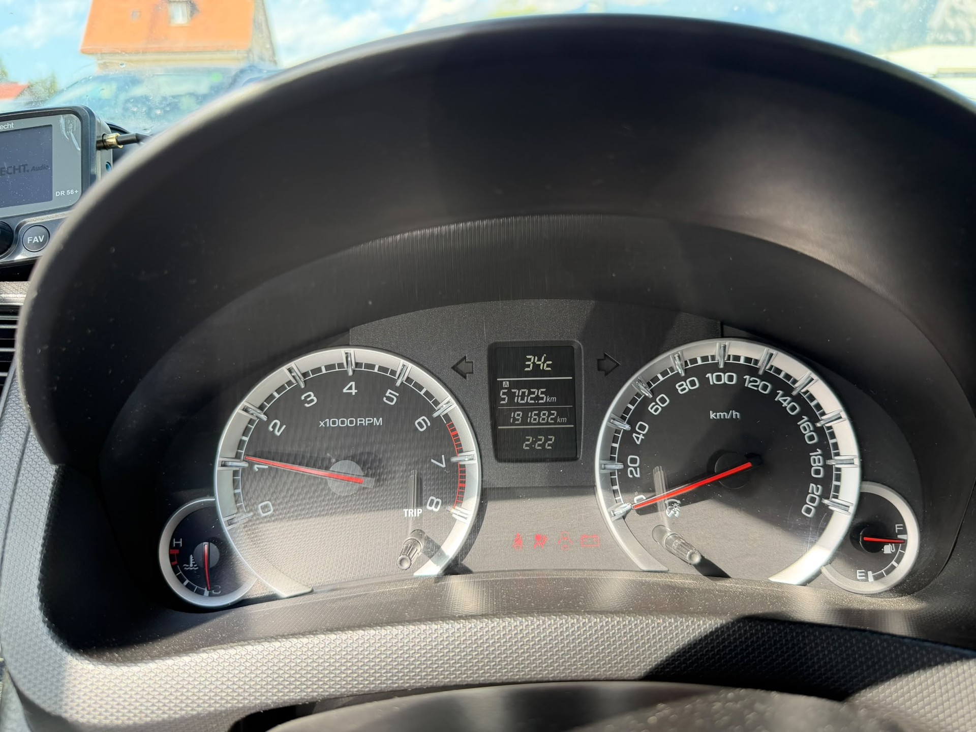 SUZUKI Swift 1.2i 16V GL 4x4-image-13