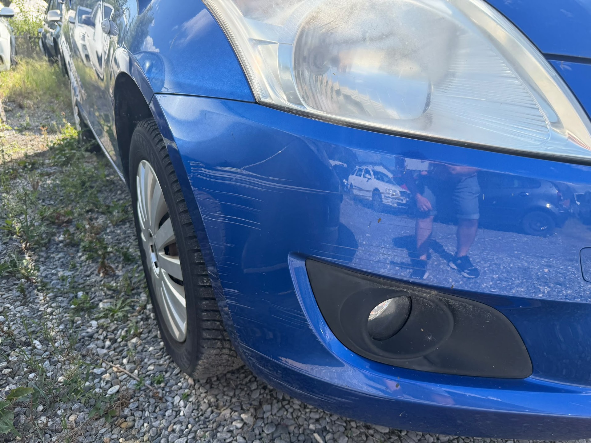 SUZUKI Swift 1.2i 16V GL 4x4-image-2