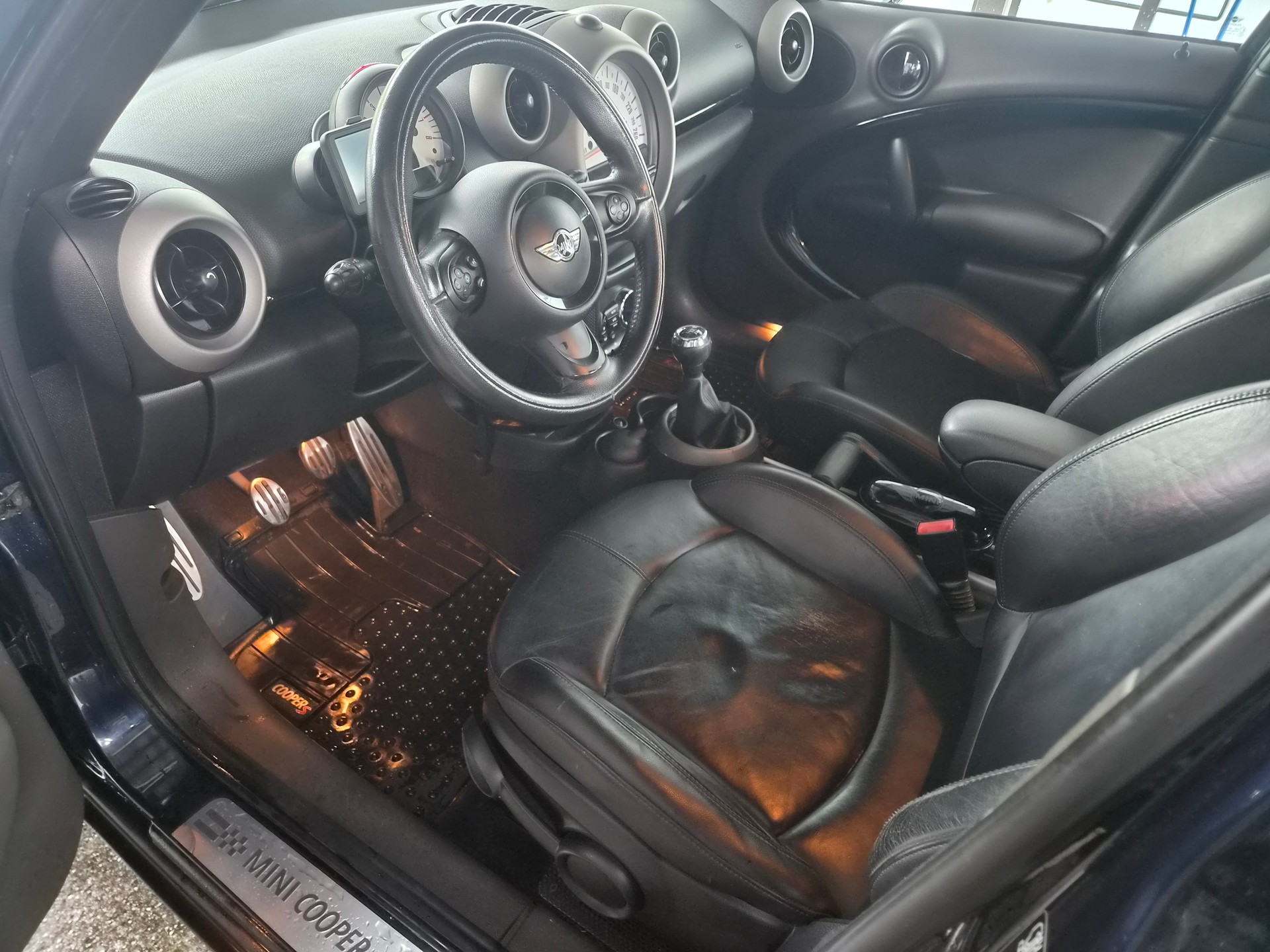 MINI Countryman Cooper S ALL4-image-13