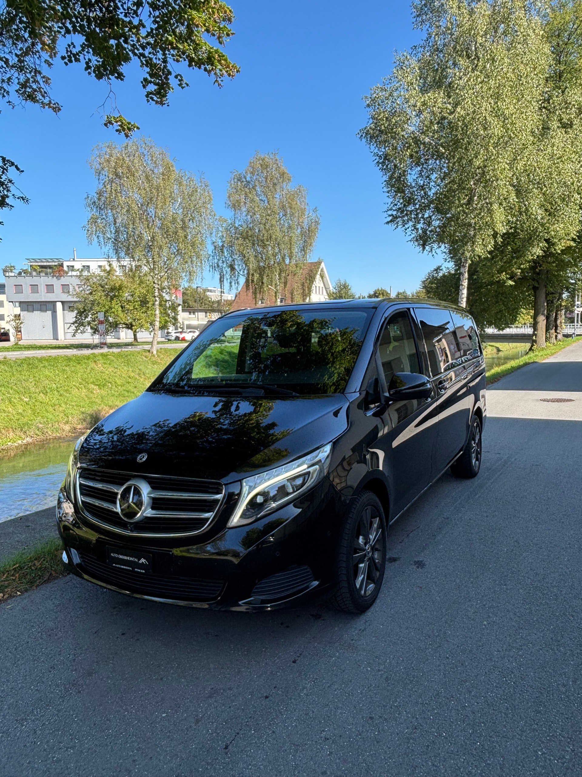 MERCEDES-BENZ V 250 d lang 4Matic 7G-Tronic-image-1