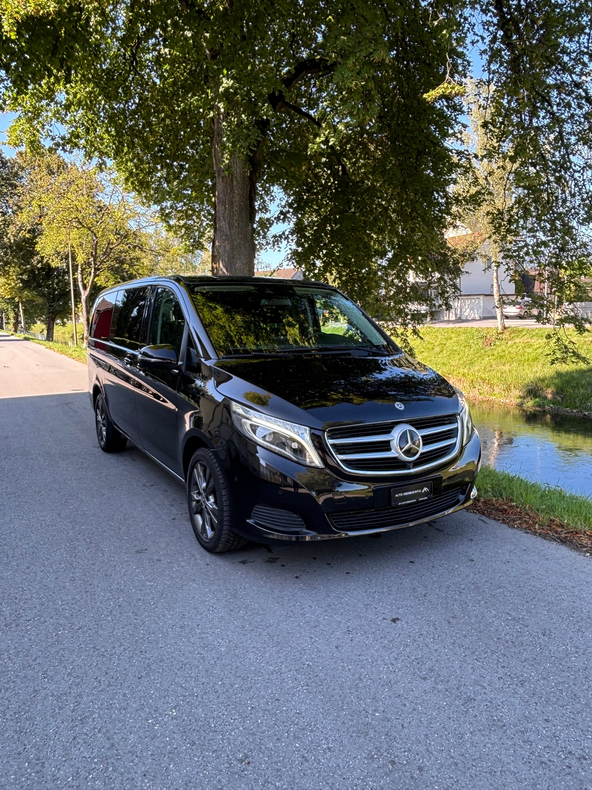 MERCEDES-BENZ V 250 d lang 4Matic 7G-Tronic-image-11