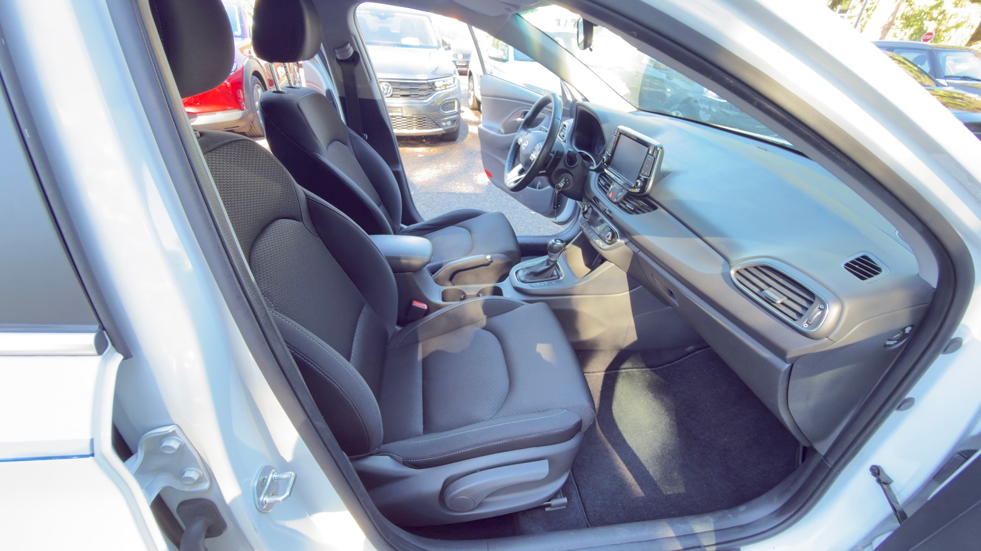 HYUNDAI i30 Wagon 1.6 CRDi Origo DCT-image-10
