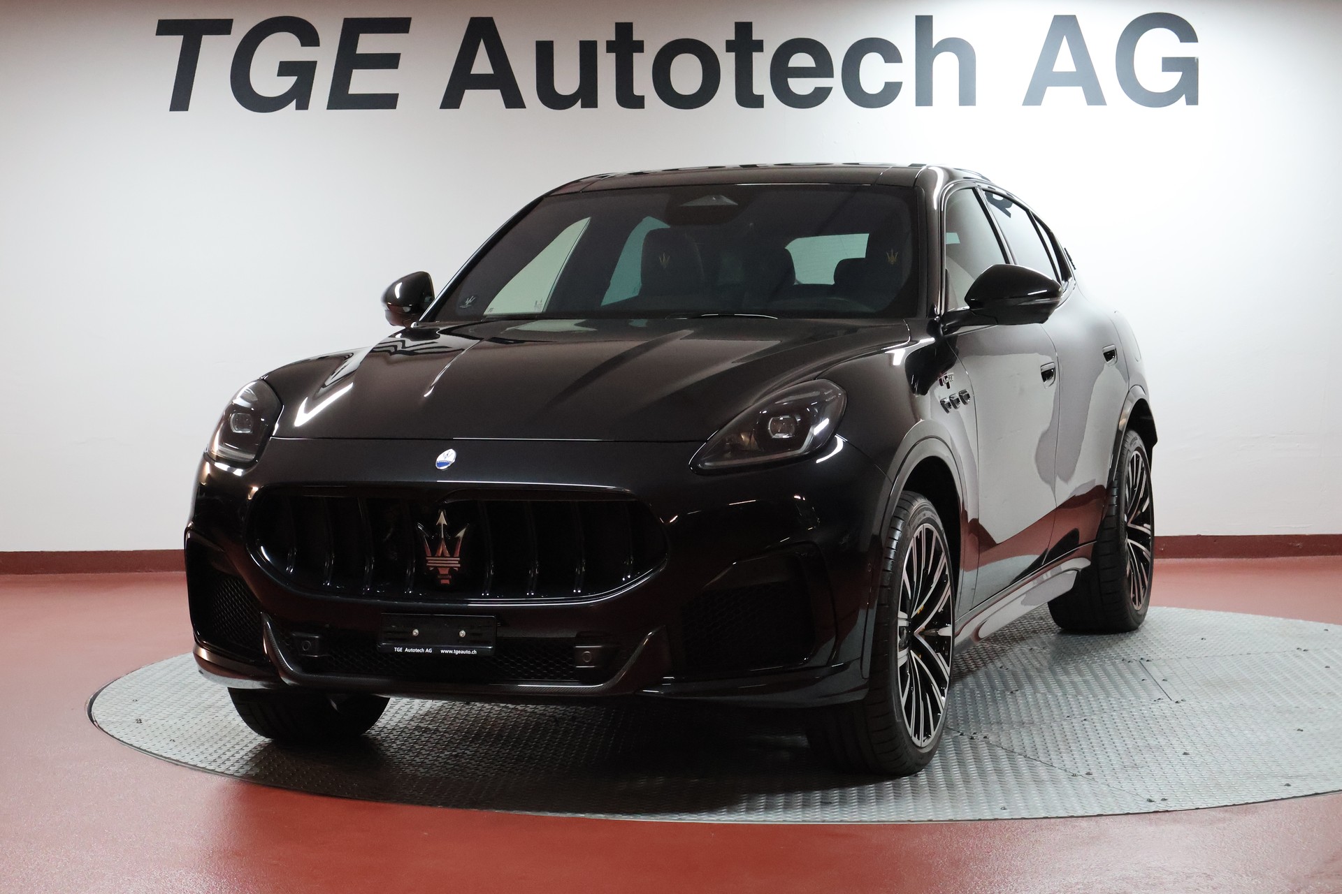 MASERATI Grecale 3.0 Trofeo Automatica-image-0