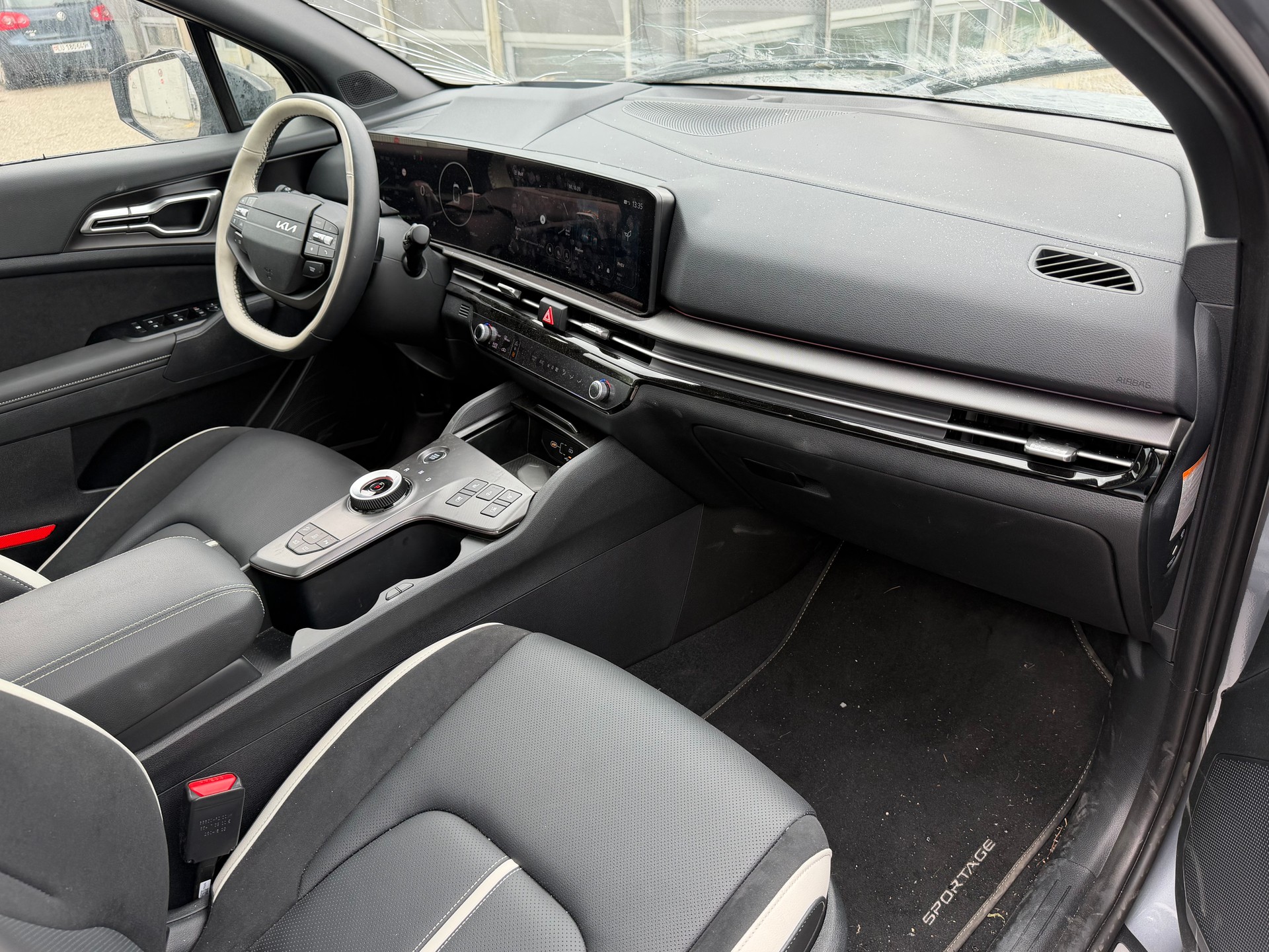 KIA Sportage 1.6T-GDi HEV GT-Line 4x4 A-image-9