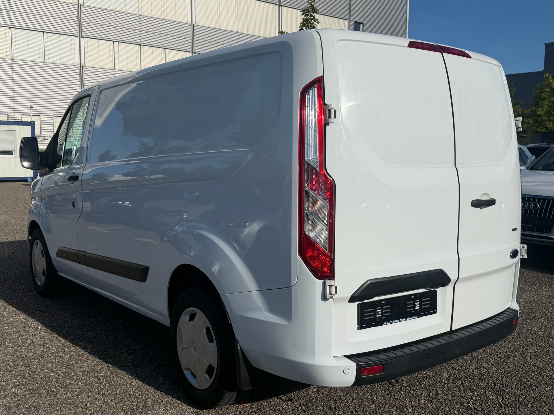 FORD Transit Custom 1.0 Eco Boost 320 L1H1 Trend PHEV-image-6