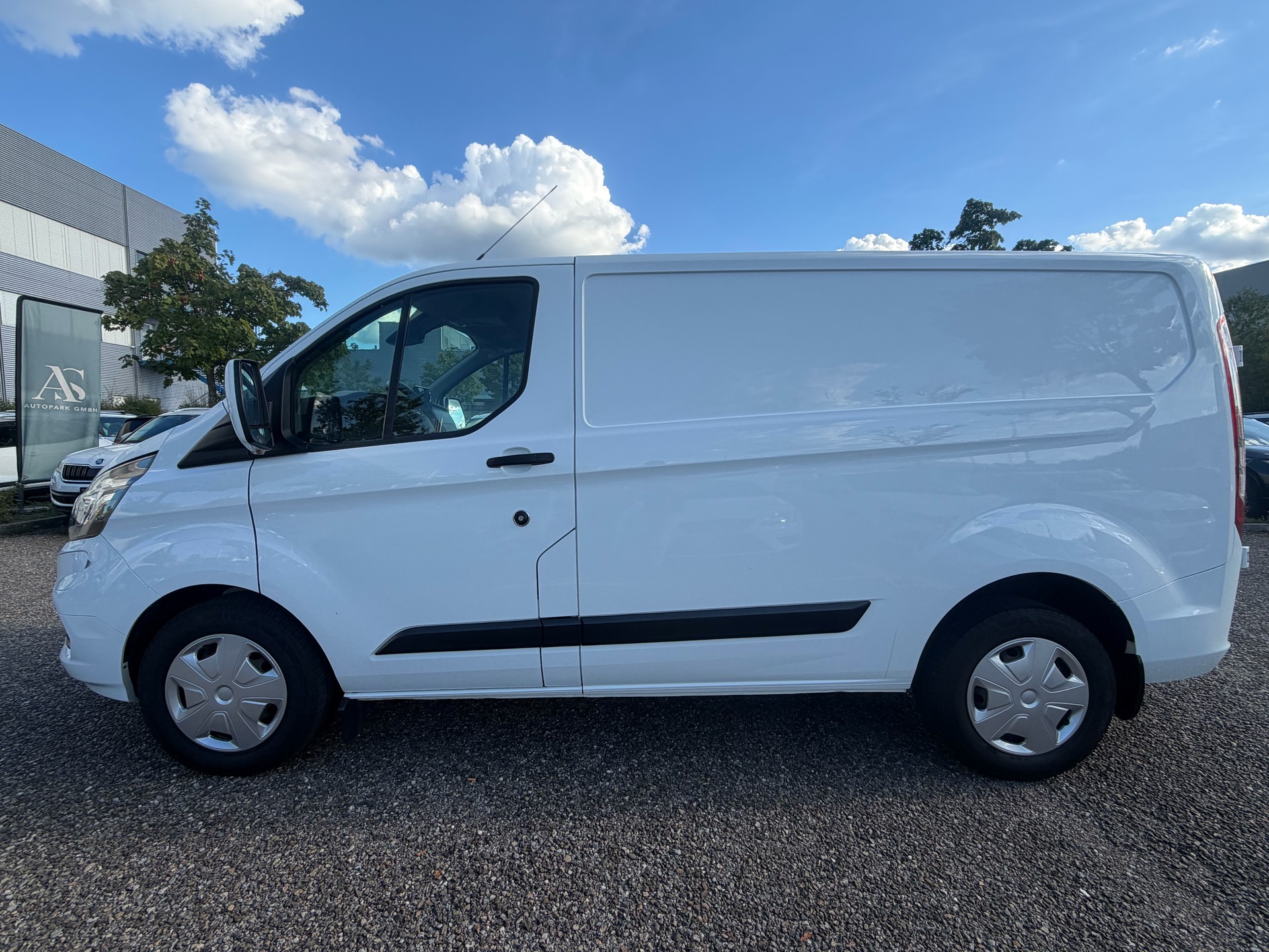 FORD Transit Custom 1.0 Eco Boost 320 L1H1 Trend PHEV-image-7
