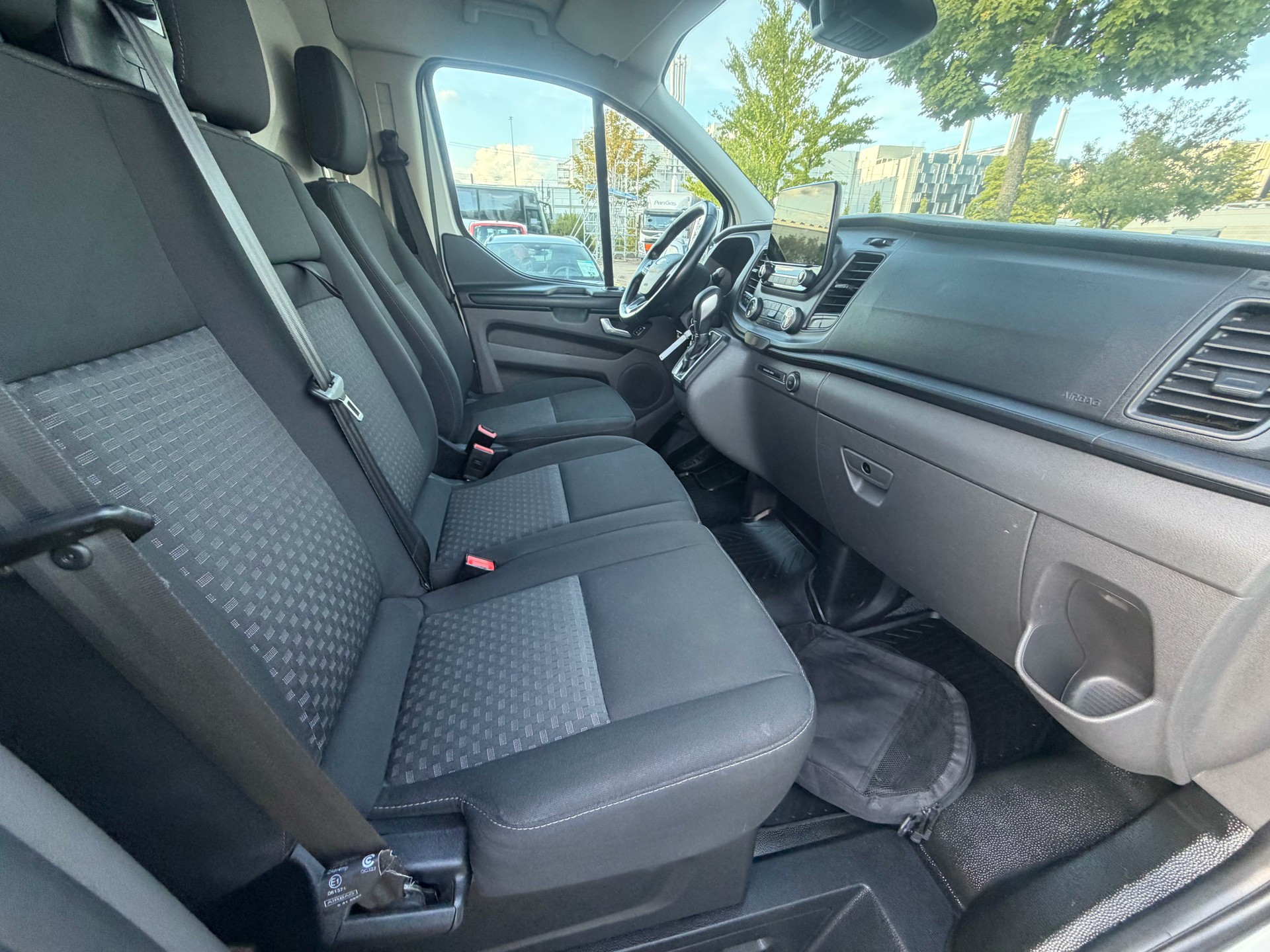 FORD Transit Custom 1.0 Eco Boost 320 L1H1 Trend PHEV-image-9